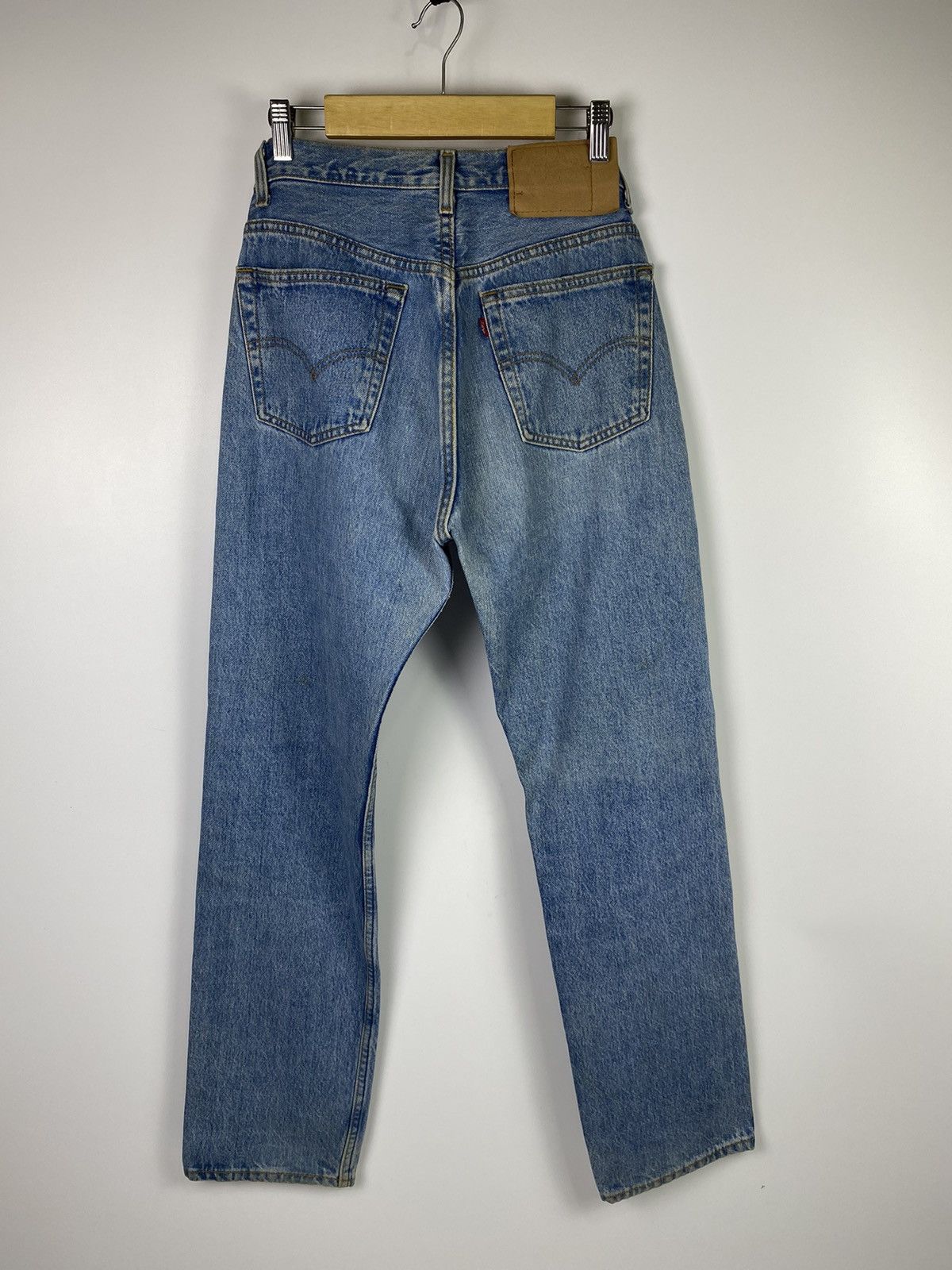 Levi's Vintage Clothing size 29x32 vintage 90s levis 501 blue jeans pant Size US 29 - 1 Thumbnail