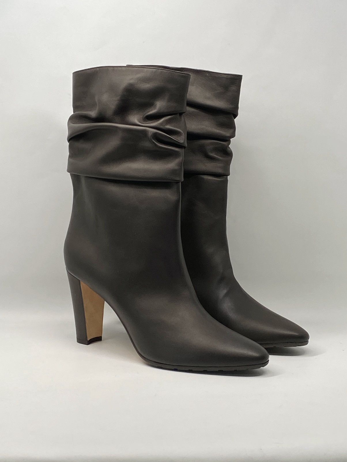 Manolo Blahnik Calasso 90MM Ruched Leather Boots size 42