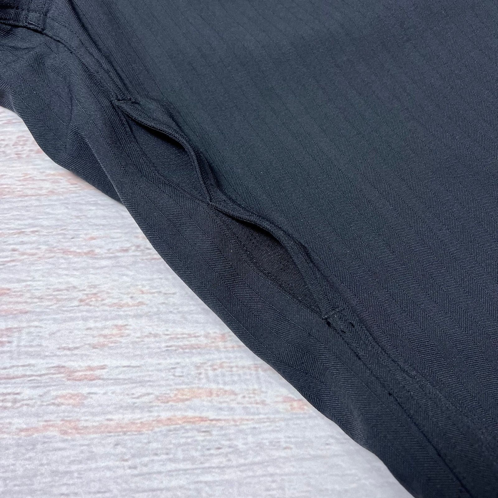 Lululemon Lululemon Technical Hiking Pants Black Vented Pinstripe 36 Size US 36 / EU 52 - 5 Thumbnail