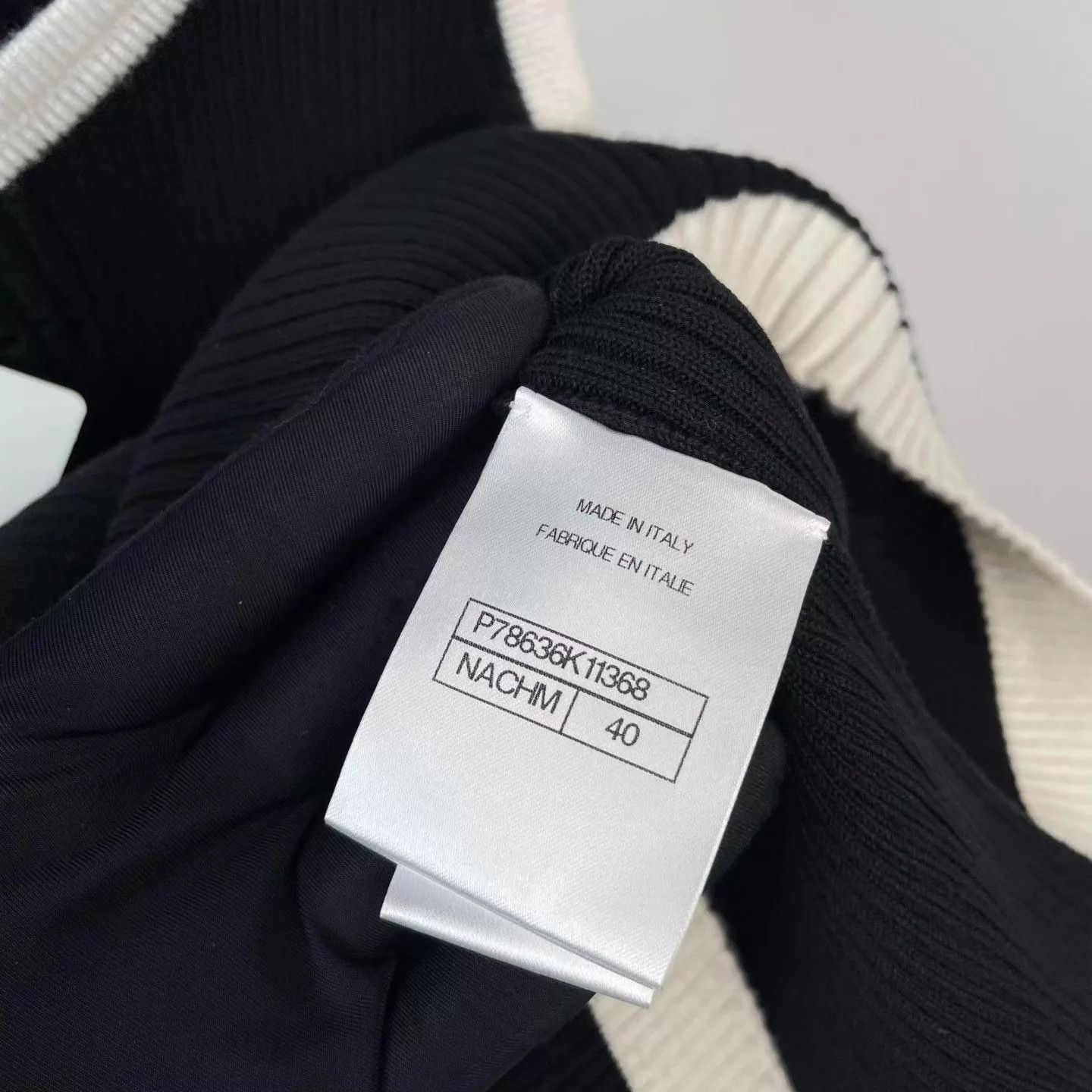 Chanel Chanel 25C Black White CC Openwork Knit Tank 40 Size M / US 6-8 / IT 42-44 - 3 Thumbnail