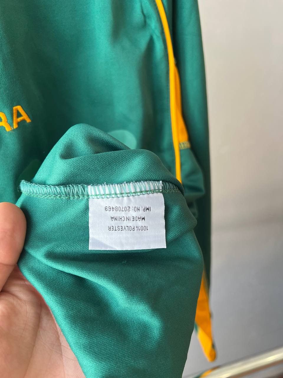 Diadora 2006 SOUTH AFRICA TEAM HOME SOCCER FOOTBALL DIADORA JERSEY L Size US L / EU 52-54 / 3 - 11 Thumbnail