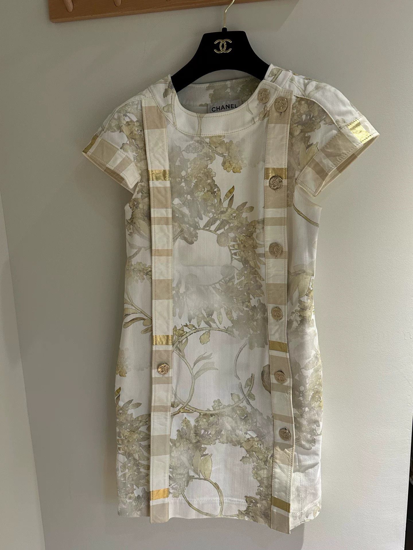 Chanel Chanel Greek Floral Lambskin Short-Sleeve Dress Size US 34 / EU 50 - 1 Thumbnail