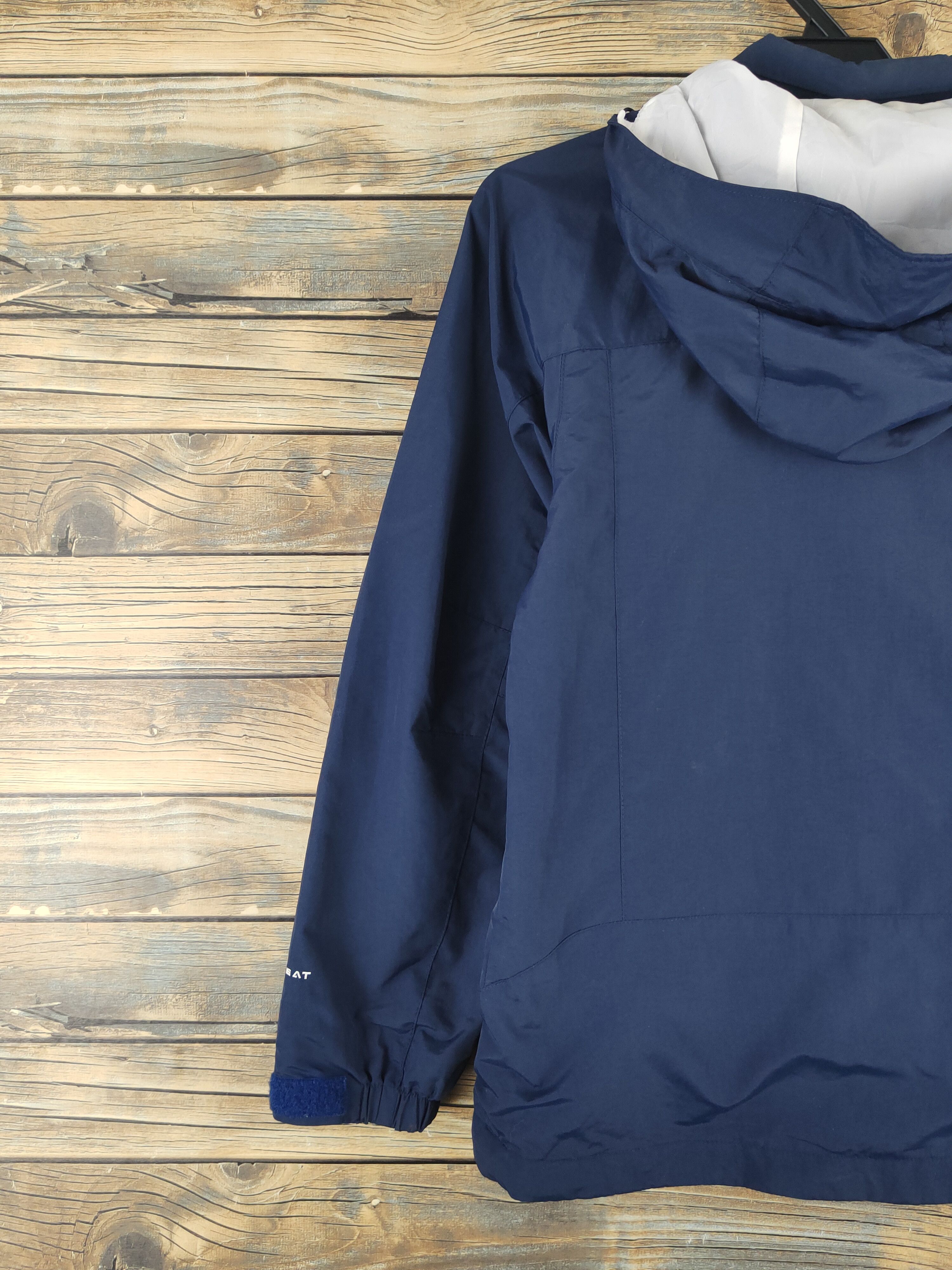 Columbia Columbia Navy Nylon Sportswear Hoodie Sweaters #W2255 Size US S / EU 44-46 / 1 - 11 Thumbnail