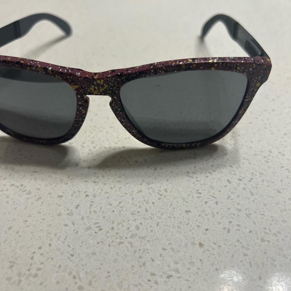 Oakley Oakley Frogskin Mix Splatter Collection Sunglasses Size ONE SIZE - 2 Thumbnail