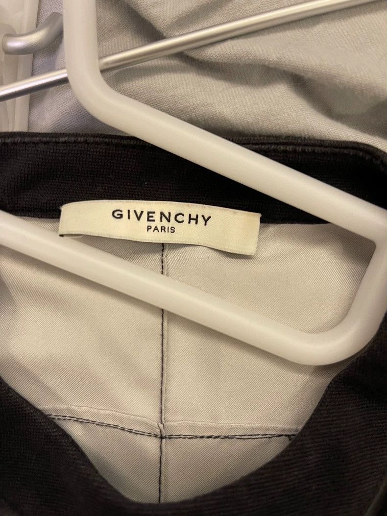 Givenchy Givenchy Gvc Rottweiler Silky Dog Head Printed Short Sleev Size US XS / EU 42 / 0 - 2 Thumbnail