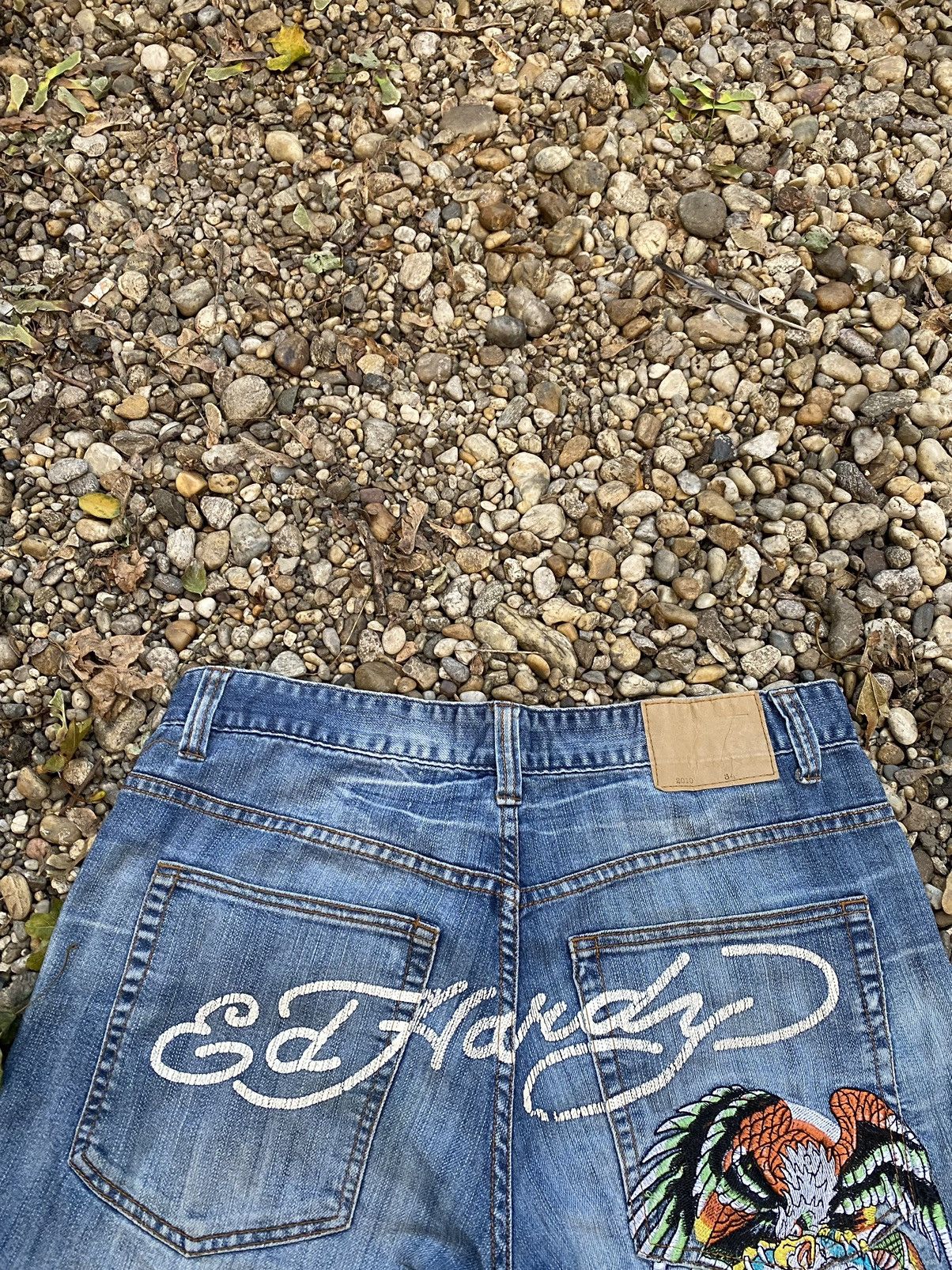 Ed Hardy × Vintage Vintage Ed Hardy Embroidered Logo Y2K Denim Shorts Size US 34 / EU 50 - 2 Thumbnail