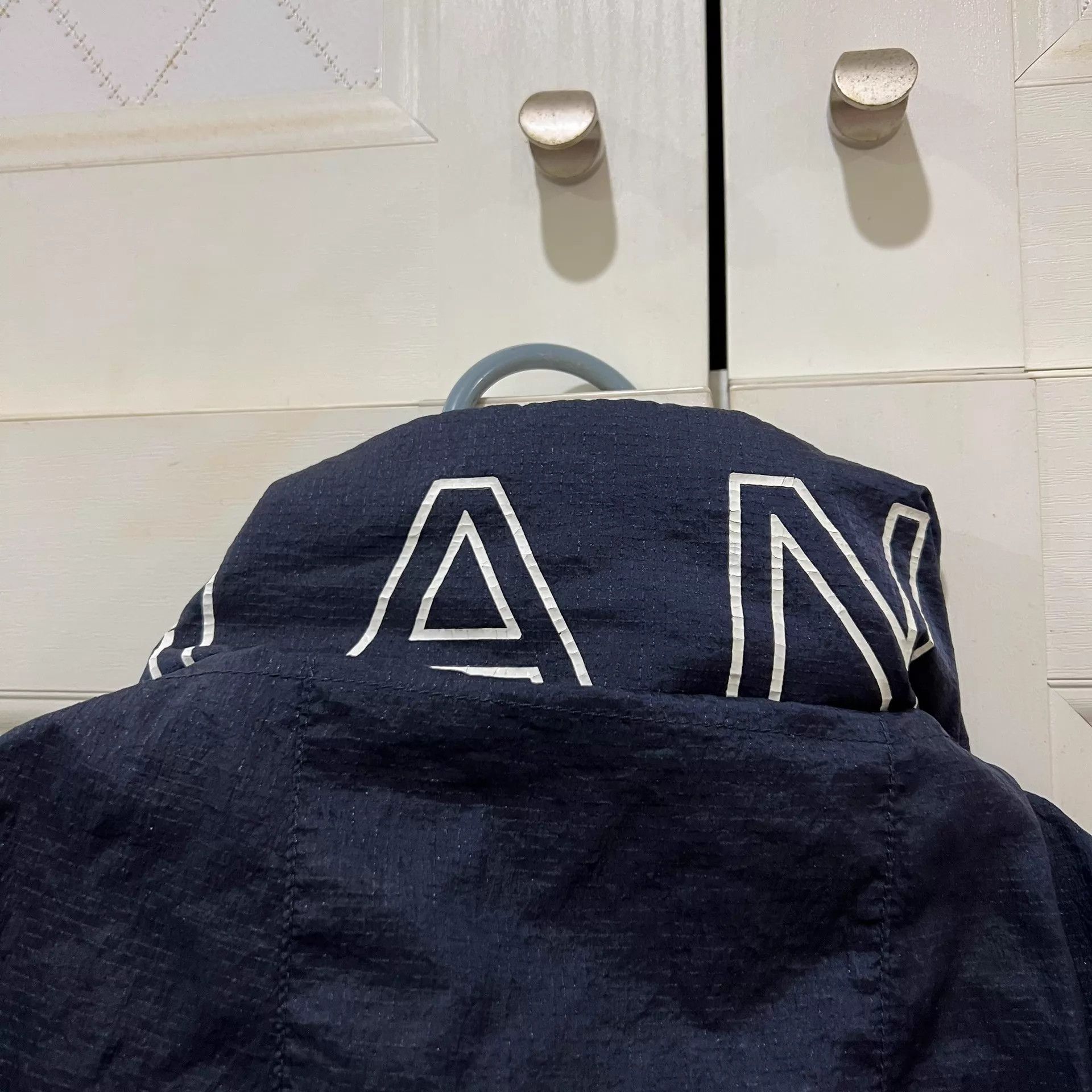 Chanel Chanel Logo Tear-resistant Check Windbreaker Navy Size XS / US 0-2 / IT 36-38 - 4 Thumbnail