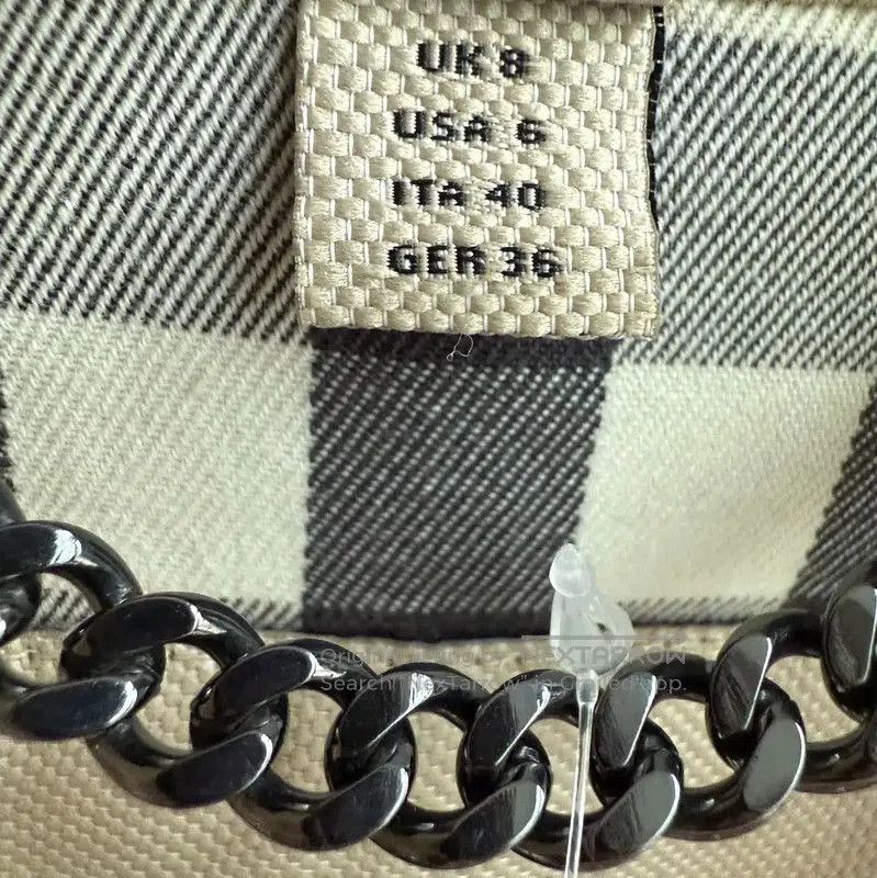 Burberry Burberry Women's Khaki Cotton Trench Coat. Size L / US 10 / IT 46 - 5 Thumbnail