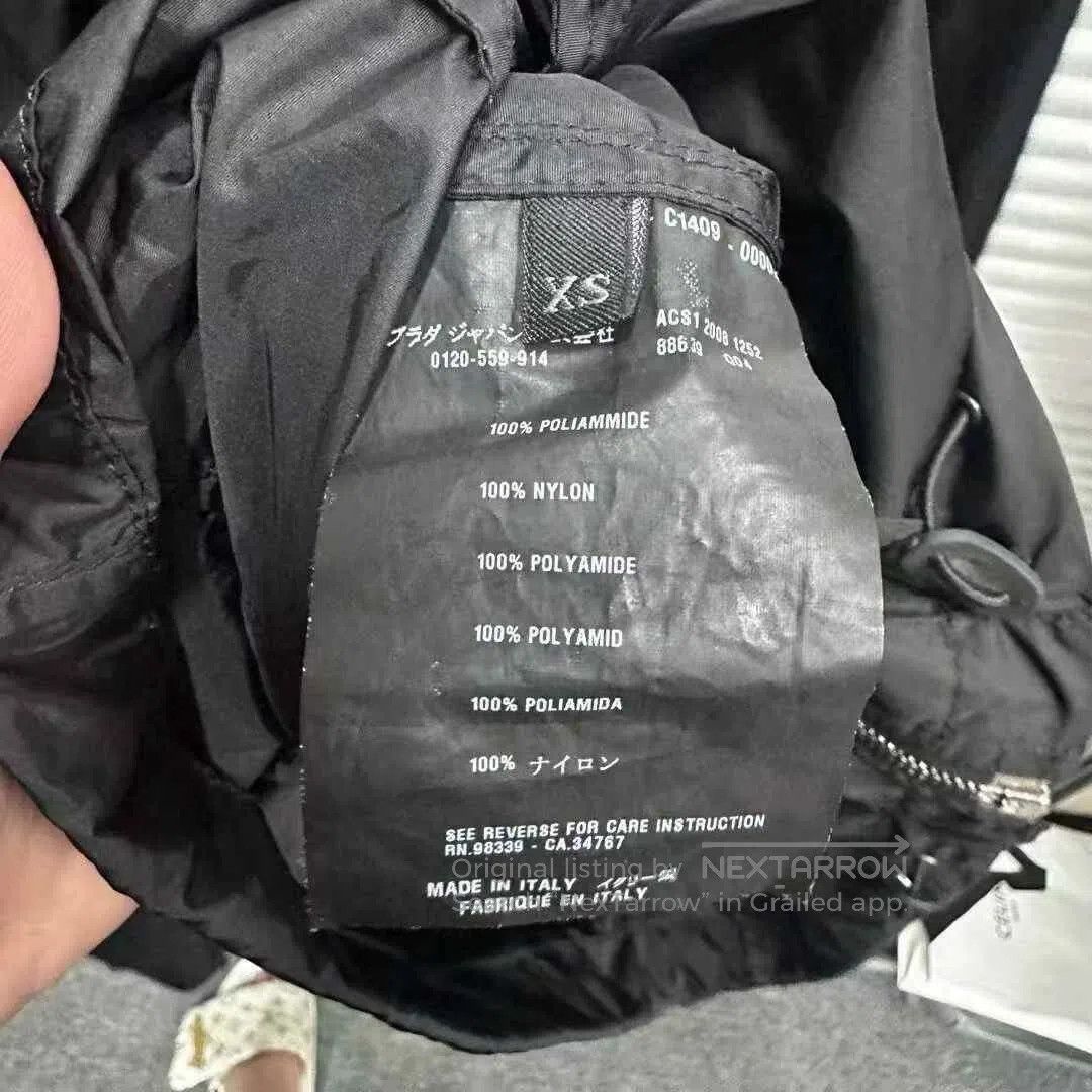 Prada Prada Nylon Jacket Metal Triangle XS. Size XS / US 0-2 / IT 36-38 - 4 Thumbnail