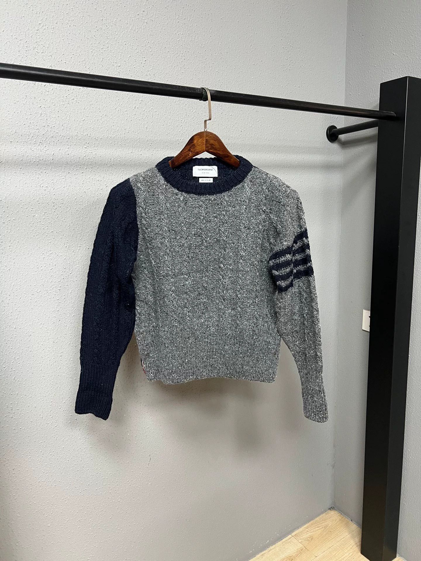 Thom Browne thom browne striped knit sweater size 0 Size US XXS / EU 40 - 1 Thumbnail
