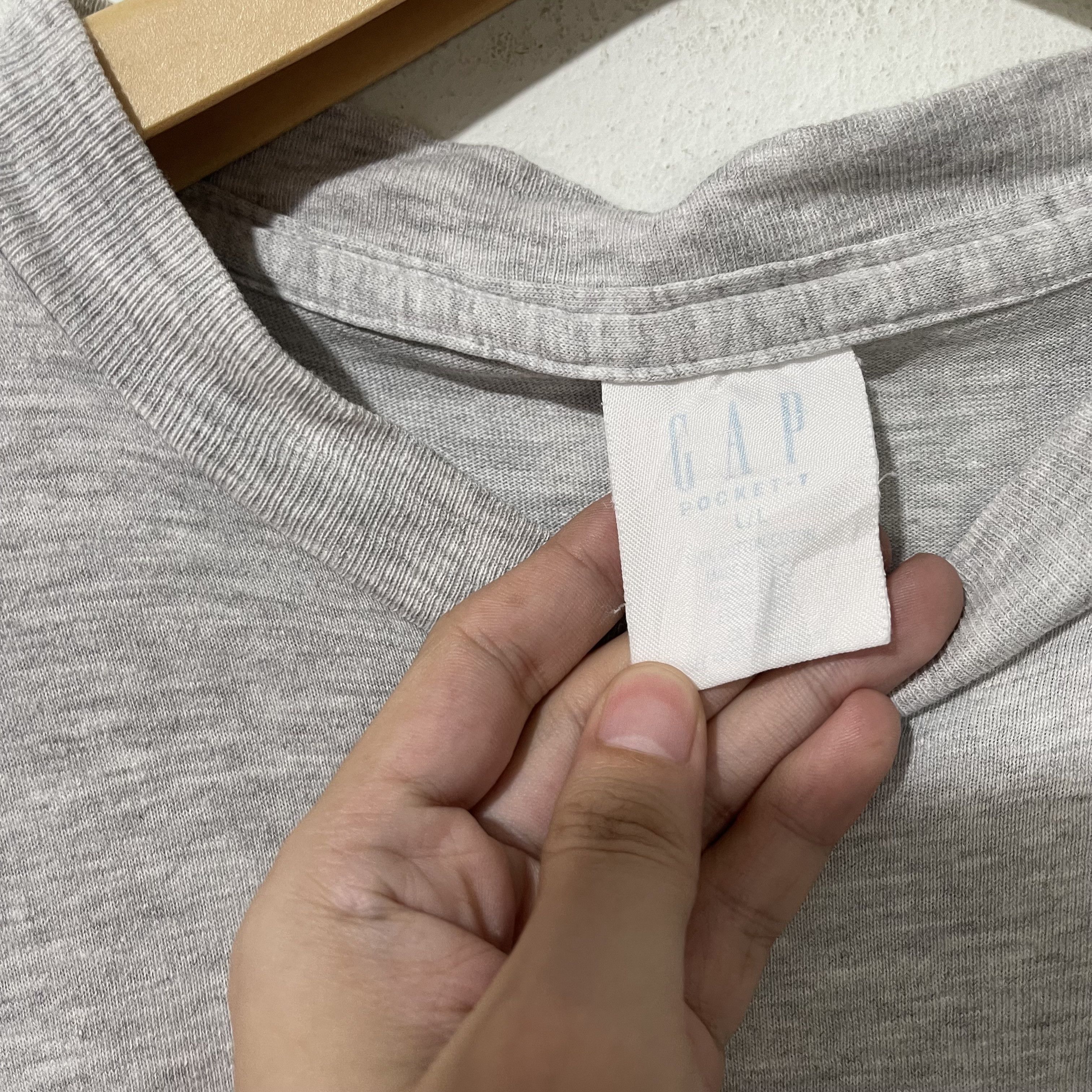 Gap Vintage 90s Gap Pocket T-Shirt Size US L / EU 52-54 / 3 - 3 Thumbnail