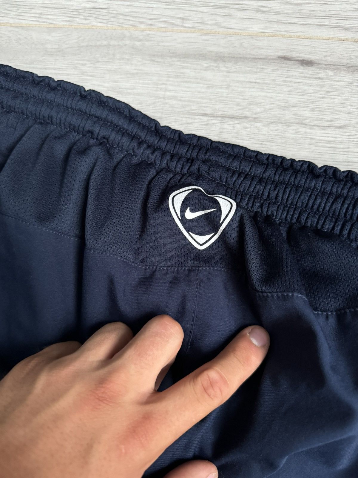 Nike × Vintage Vintage Nike Total 90 logo shorts Size US 32 / EU 48 - 4 Thumbnail