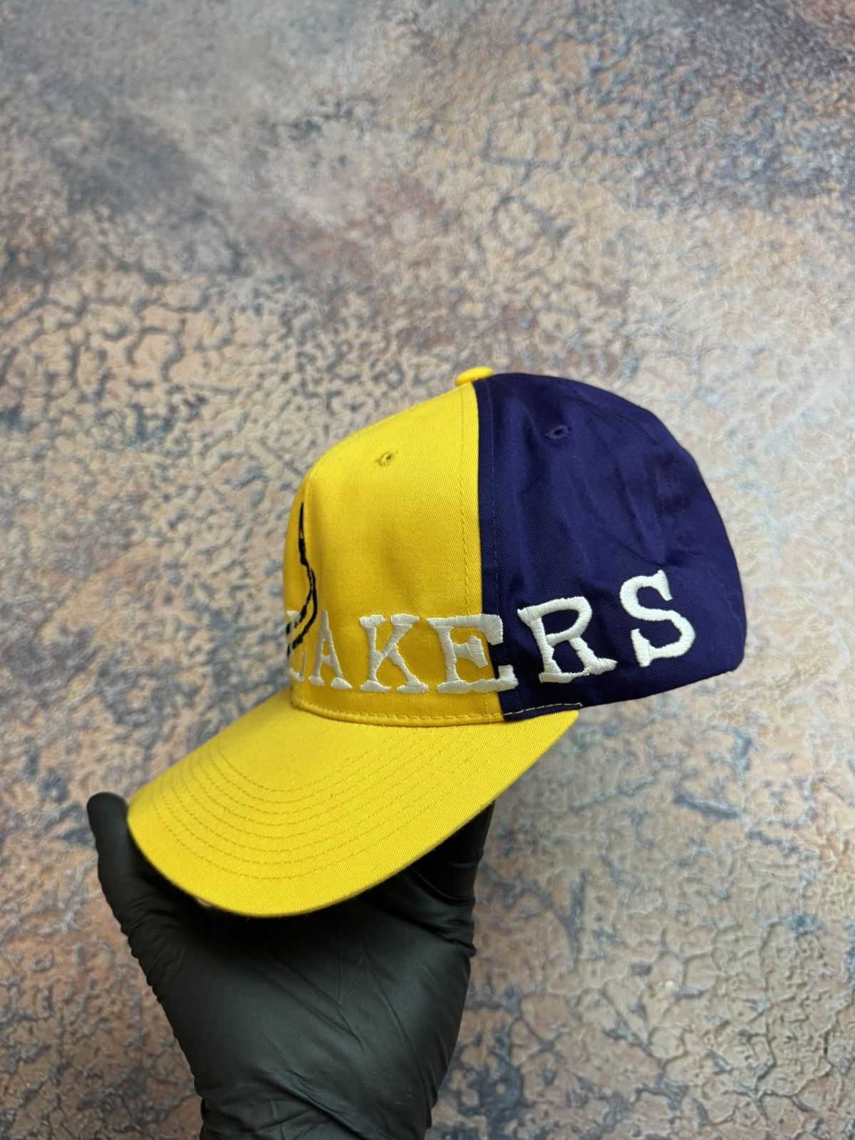 Sports Specialties LA Lakers Sports Specialties Snap back hat cap Size ONE SIZE - 3 Thumbnail