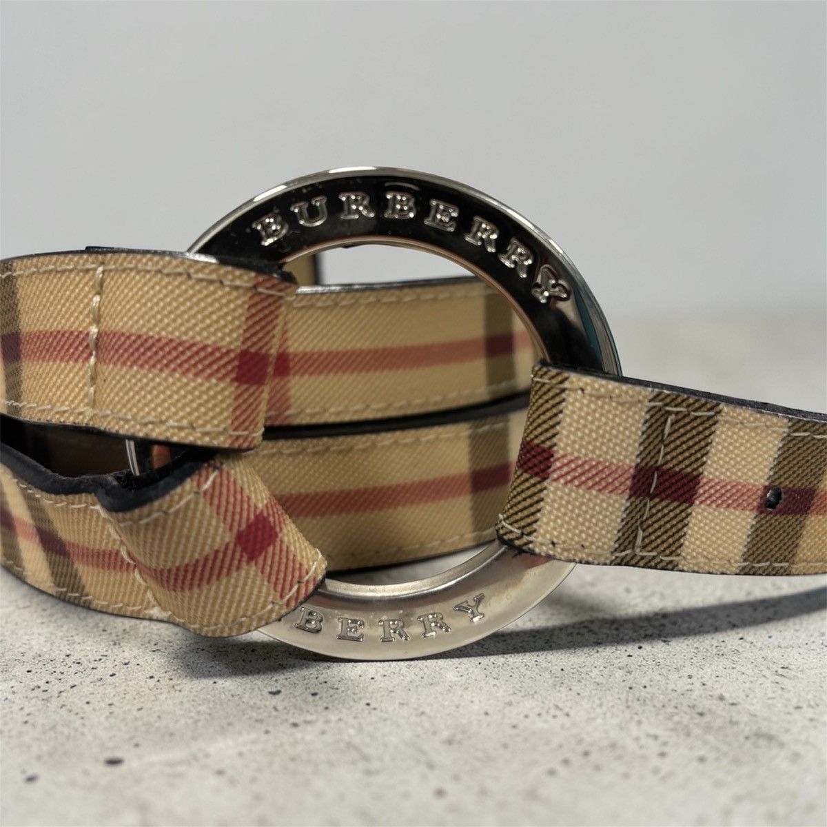 Burberry Burberry Gürtel / Neu Zustand / inkl. Staubbeutel Size ONE SIZE - 3 Thumbnail