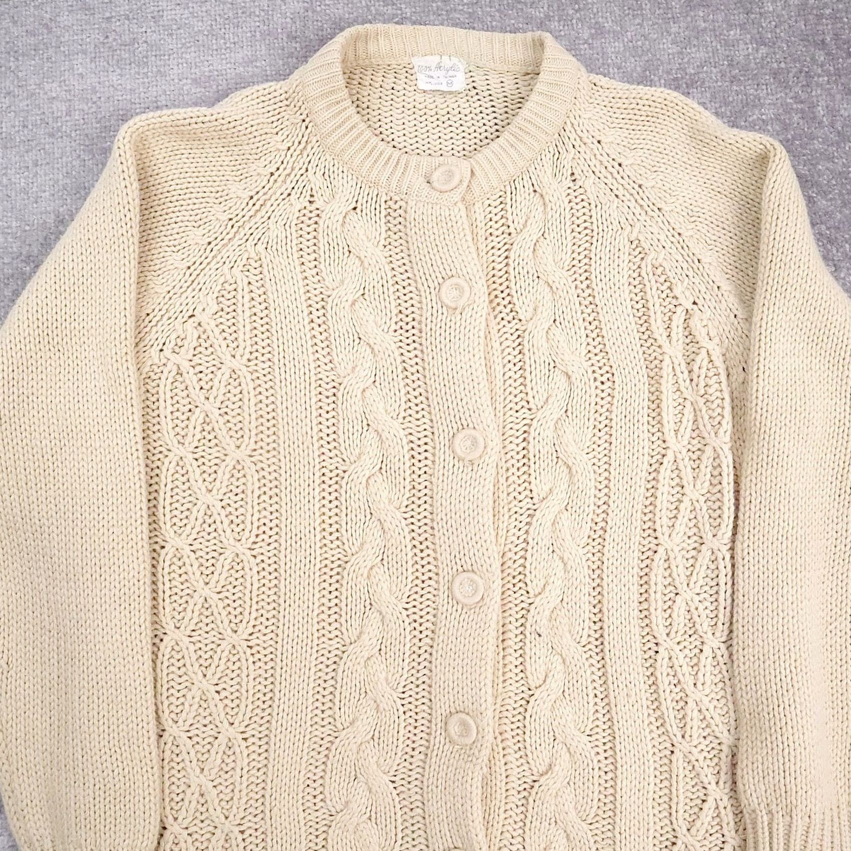 Vintage VINTAGE Beige Cable Knit Cardigan Sweater Long Sleeve Womens M Size M / US 6-8 / IT 42-44 - 5 Thumbnail