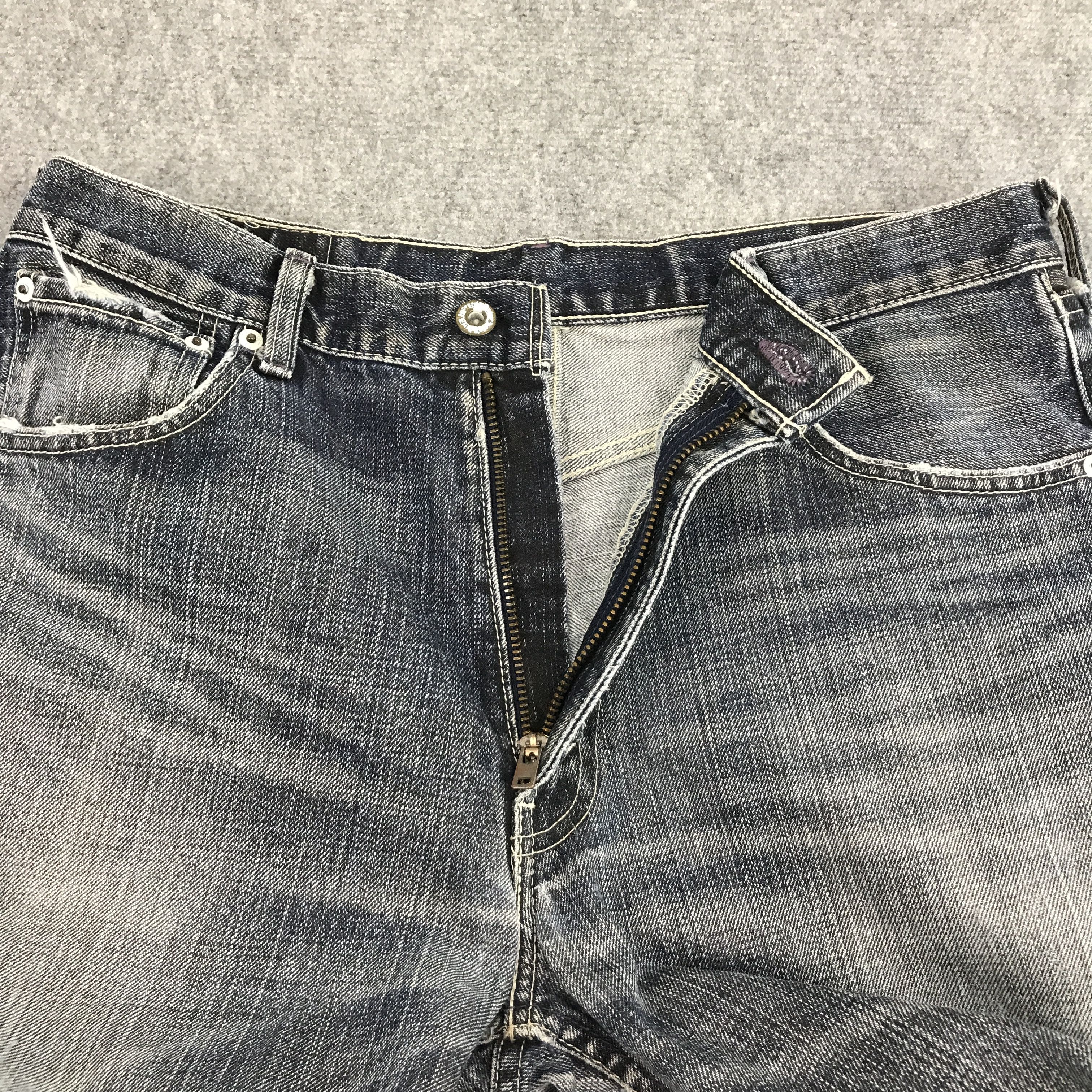 Japanese Brand × Levi's LEVI'S JAPAN DISTRESSED BLACK FADED JEANS Size US 33 - 7 Thumbnail