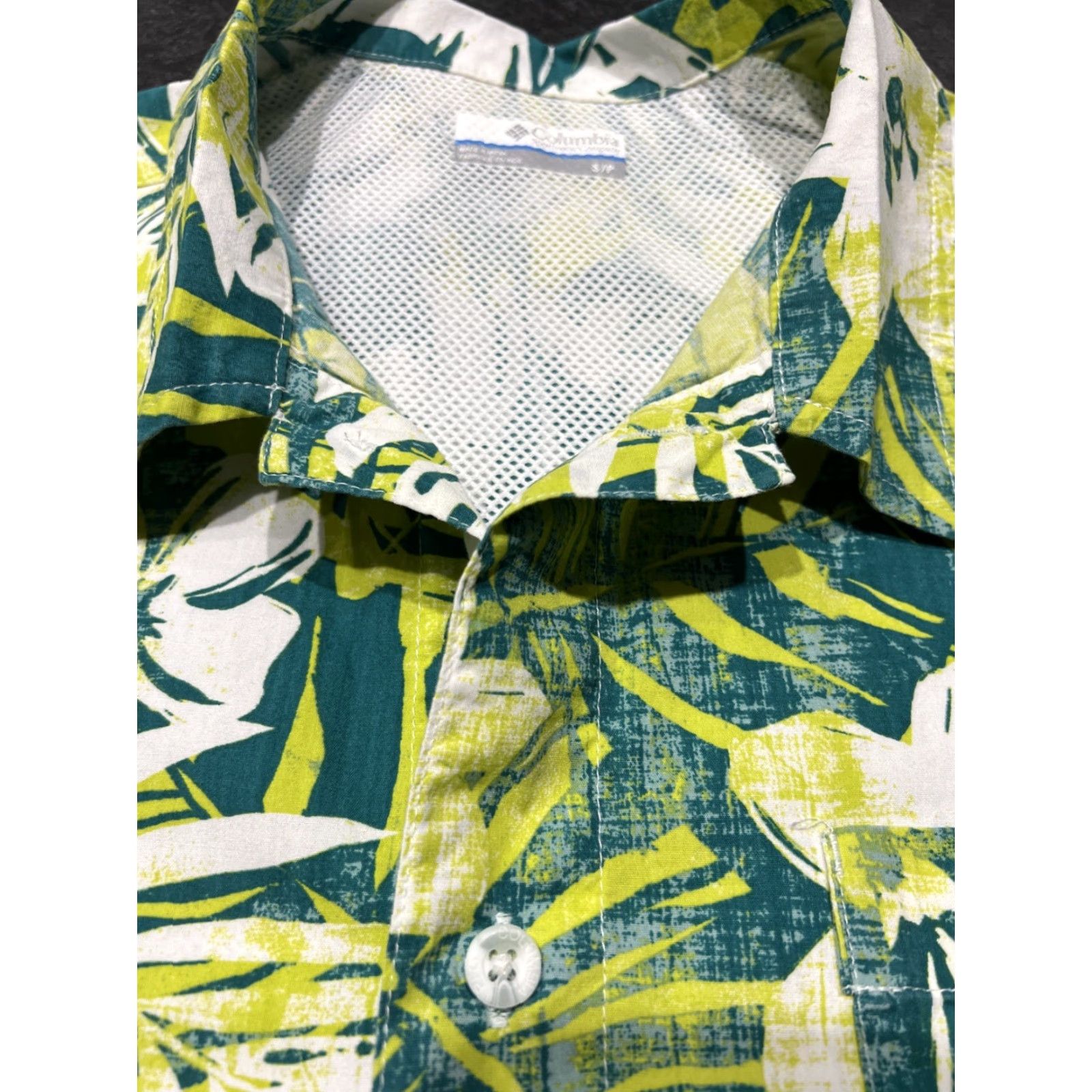 Vintage COLUMBIA PFG Fishing Shirt Men's XL Short Sleeve Yellow Floral Button-Up Outdoor Vented Lightweight Breathable Size US XL / EU 56 / 4 - 6 Thumbnail