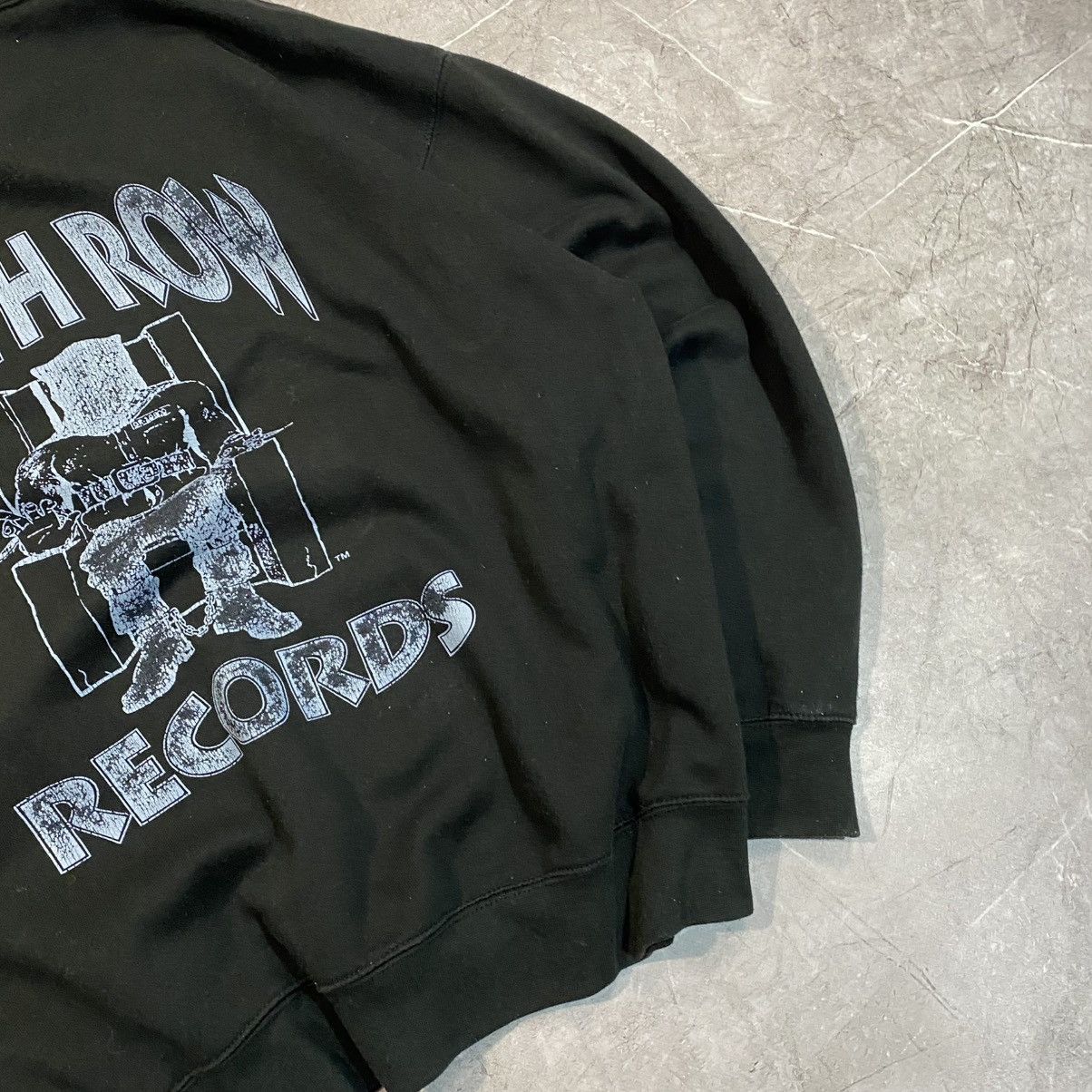Band Tees VINTAGE DEATH ROW RECORDS BIG LOGO HOODIE 00s Size US XL / EU 56 / 4 - 5 Thumbnail