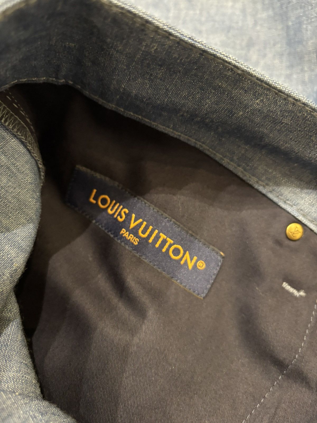 Louis Vuitton Louis Vuitton Chambray Embroidered Shorts Size US 34 / EU 50 - 4 Thumbnail