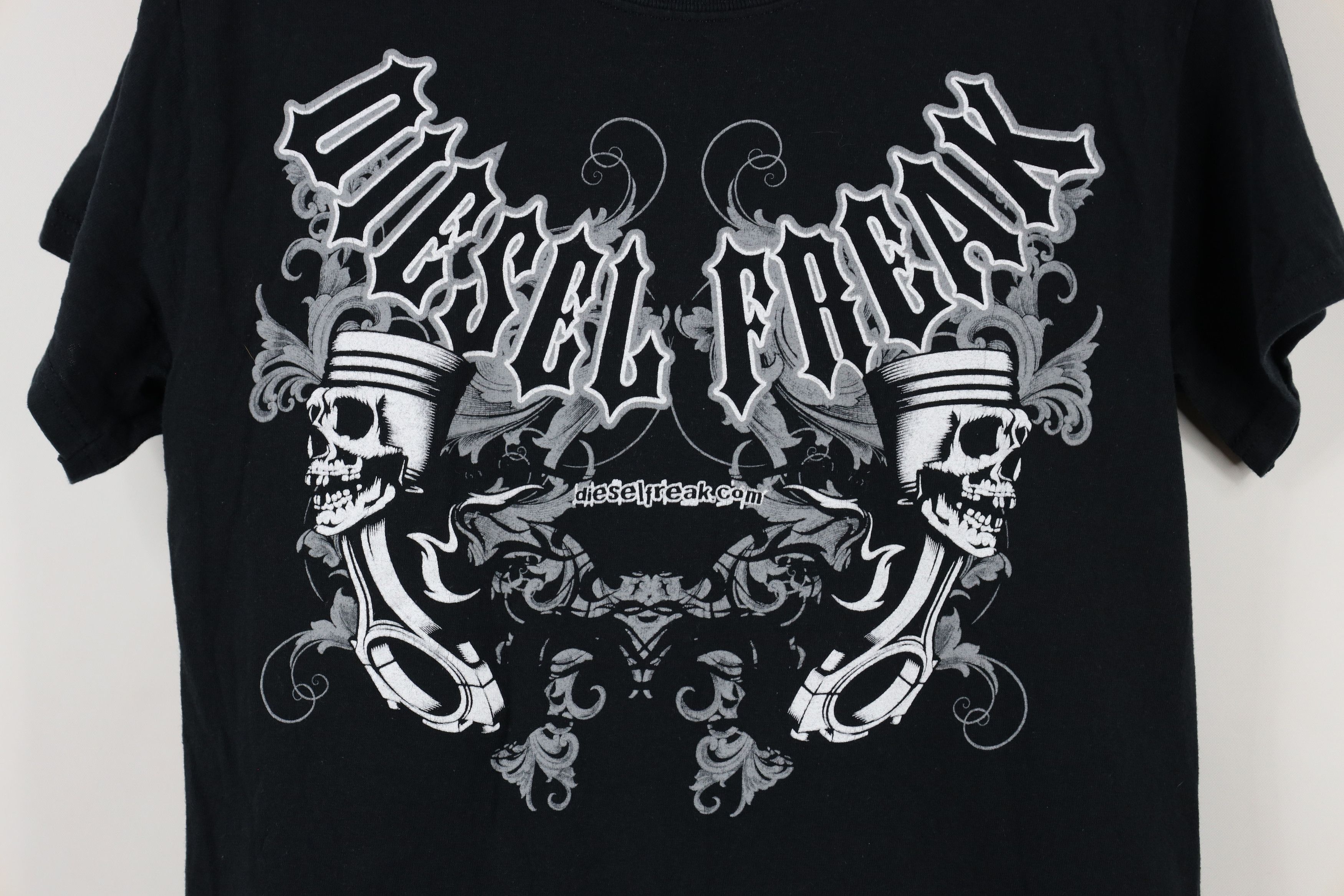 Vintage Vintage Y2K Streetwear Diesel Freak Skull Tribal T-Shirt Size S / US 4 / IT 40 - 4 Thumbnail