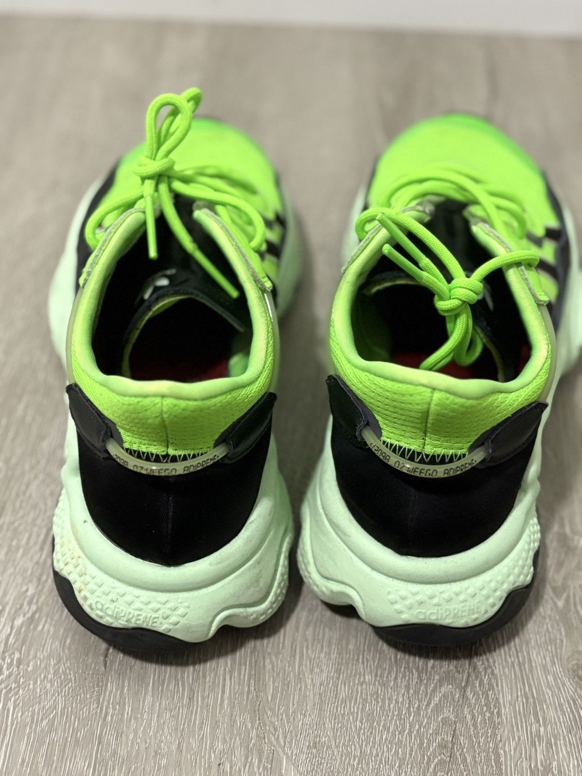 Adidas Adidas Ozweego Size US 9 / EU 42 - 4 Thumbnail
