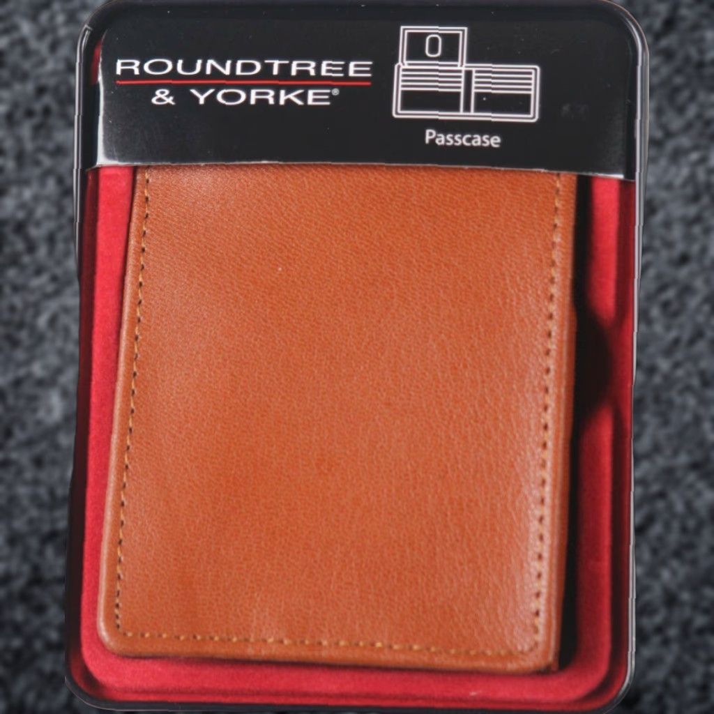 Roundtree & Yorke ROUNDTREE & YORKE MENS PASSCASE BROWN LEATHER WALLET NWT NIB Size ONE SIZE - 1 Thumbnail