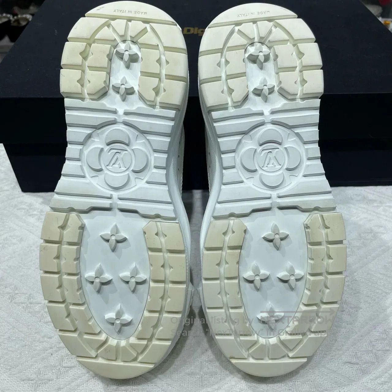 Louis Vuitton Louis Vuitton Squad Women's White Sneakers. Size US 5 / IT 35 - 9 Thumbnail