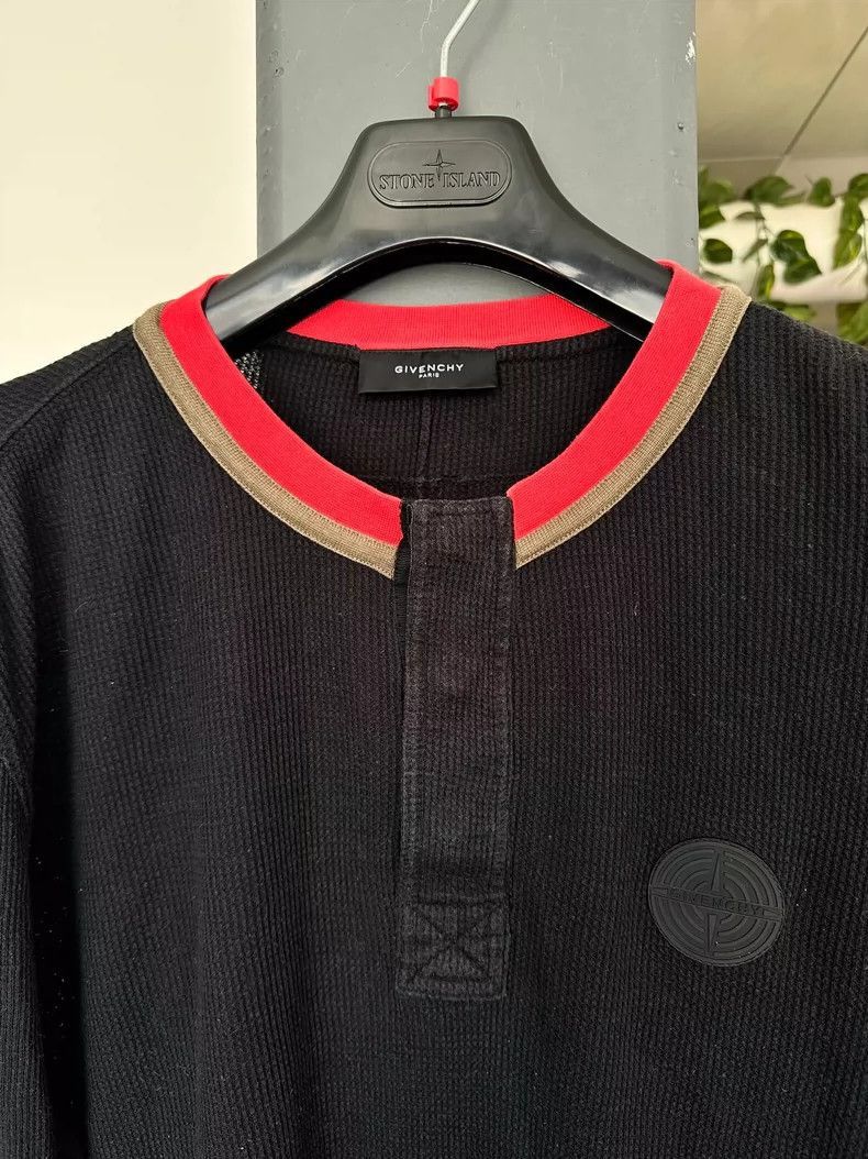 Givenchy Givenchy Givenchy Logo Waffle Long Sleeve Top -2507 Size US XXL / EU 58 / 5 - 3 Thumbnail
