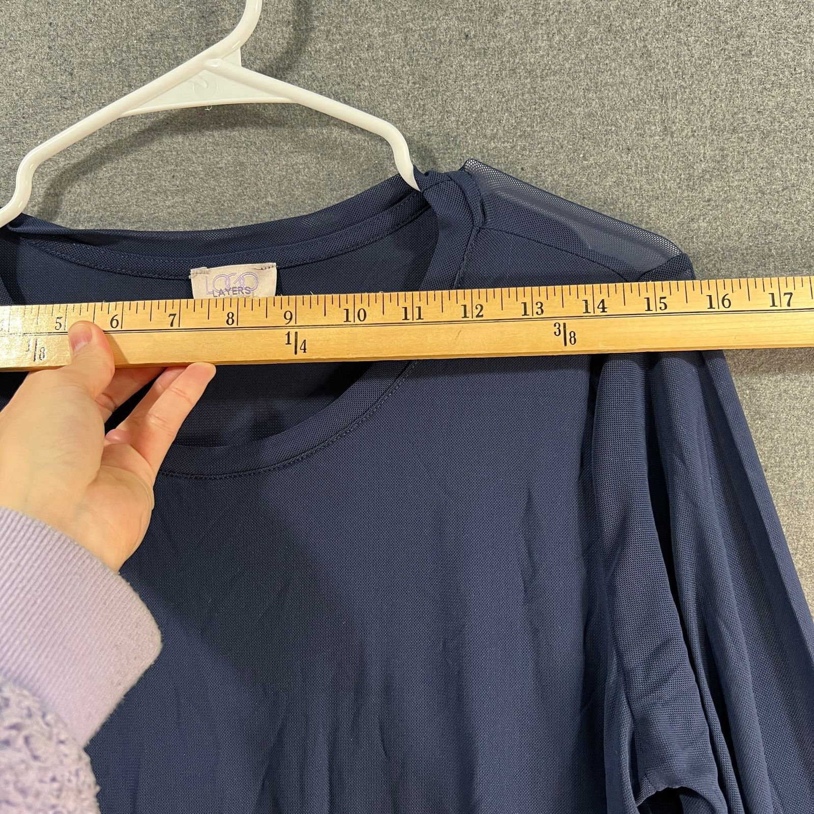 Other LOGO Layers by Lori Goldstein Mesh Crew Neck Size M / US 6-8 / IT 42-44 - 8 Thumbnail