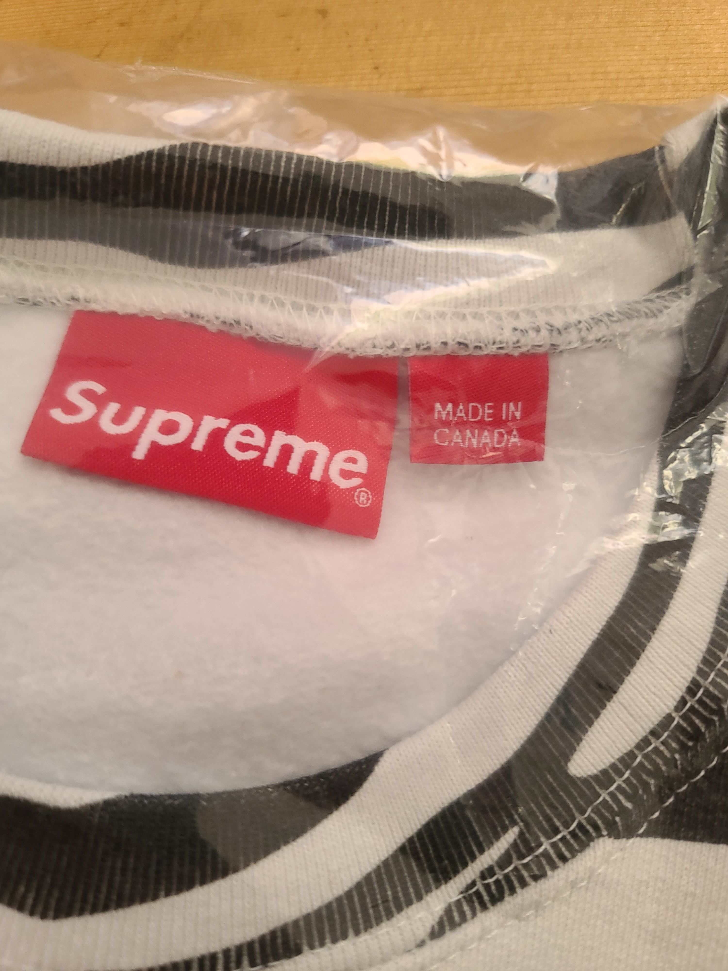 Supreme Supreme Box Logo Crewneck Zebra Size US XL / EU 56 / 4 - 4 Thumbnail