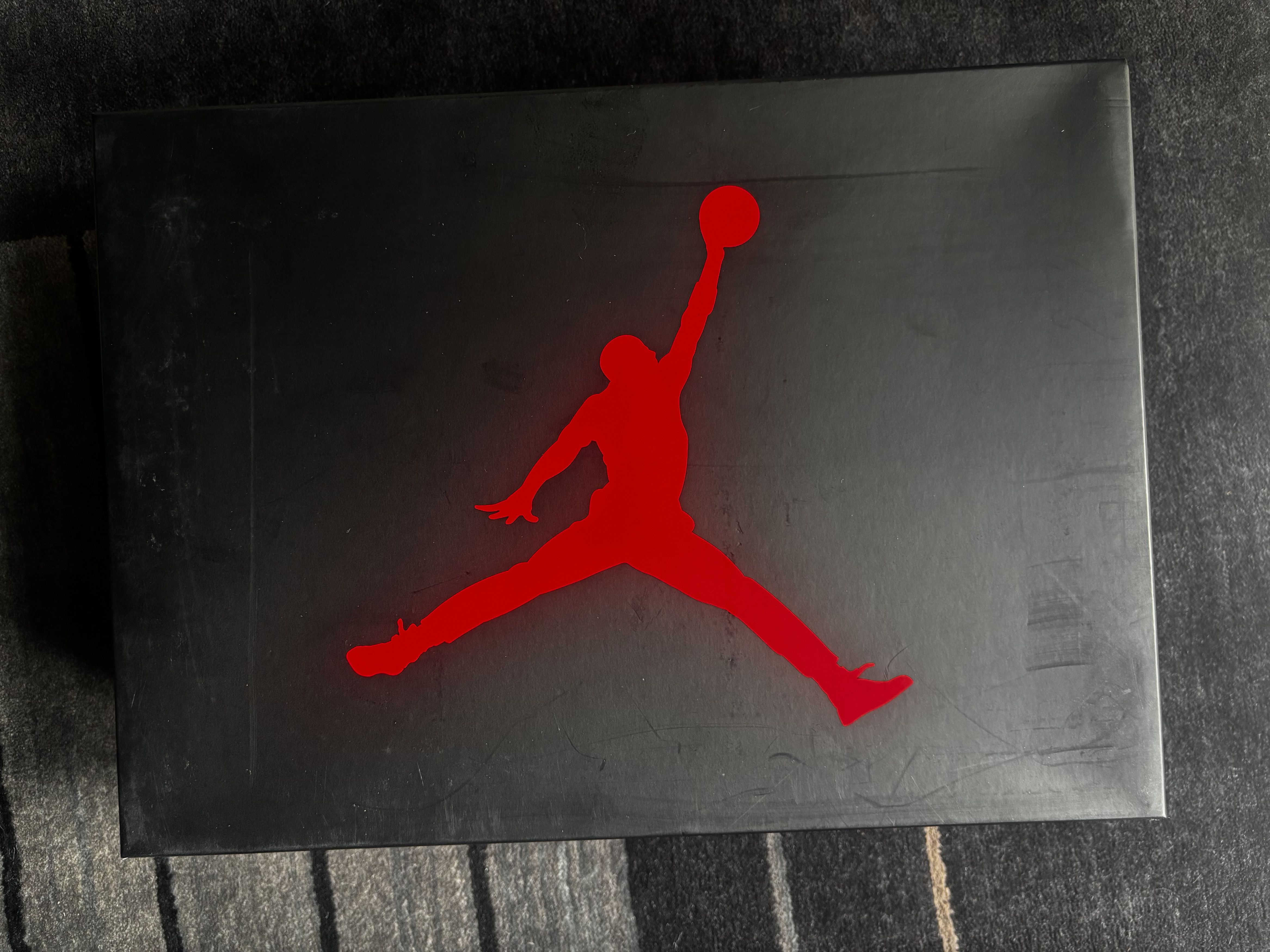 Jordan Brand Nike Air Jordan 3 Retro Black Cement 2018 US10.5/EU44.5 Size US 10.5 / EU 43-44 - 4 Thumbnail