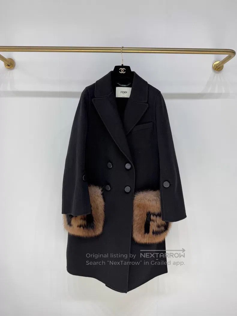 Fendi Fendi Fur Pocket Big Coat Jacket Size XS / US 0-2 / IT 36-38 - 1 Thumbnail