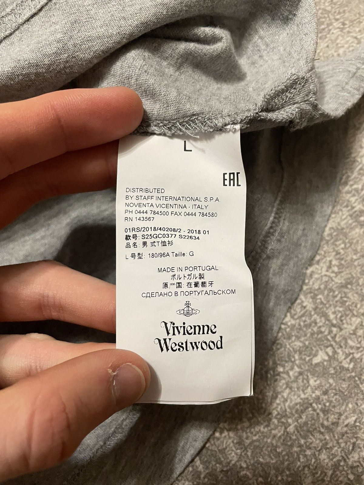 Vintage × Vivienne Westwood Vintage Vivienne Westwood Orb Logo T-Shirt Y2K Size US L / EU 52-54 / 3 - 6 Thumbnail