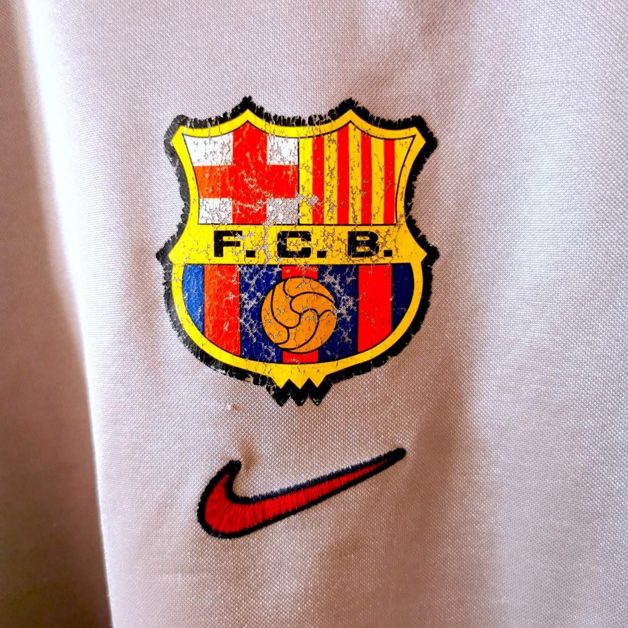 Nike Fc Barcelona Spain 1999 2000 2001 Away Shirt Jersey Jersey Size US L / EU 52-54 / 3 - 4 Thumbnail