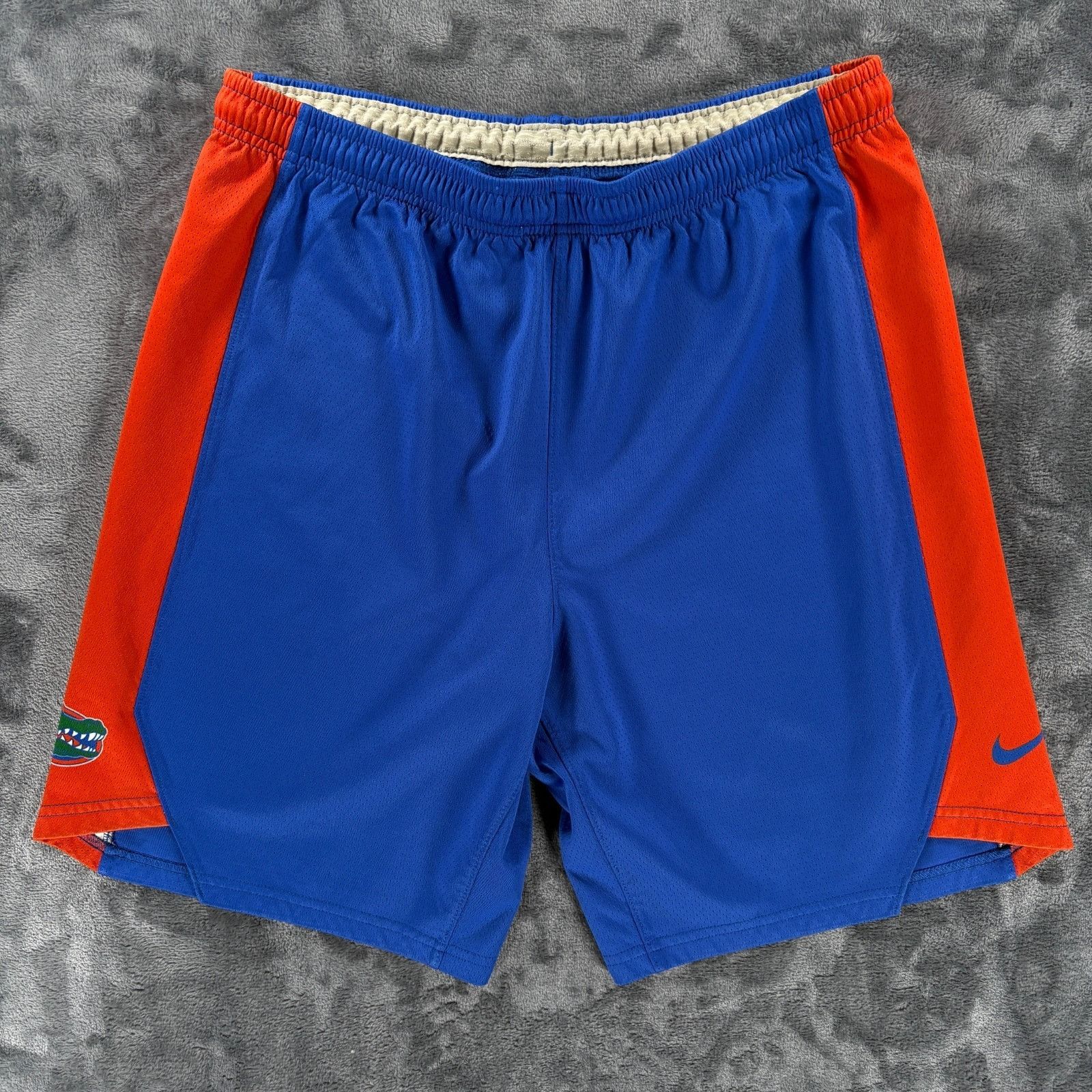 Nike Nike Shorts Men M,L University of Florida Gators Vintage Y2K Size US 32 / EU 48 - 1 Thumbnail