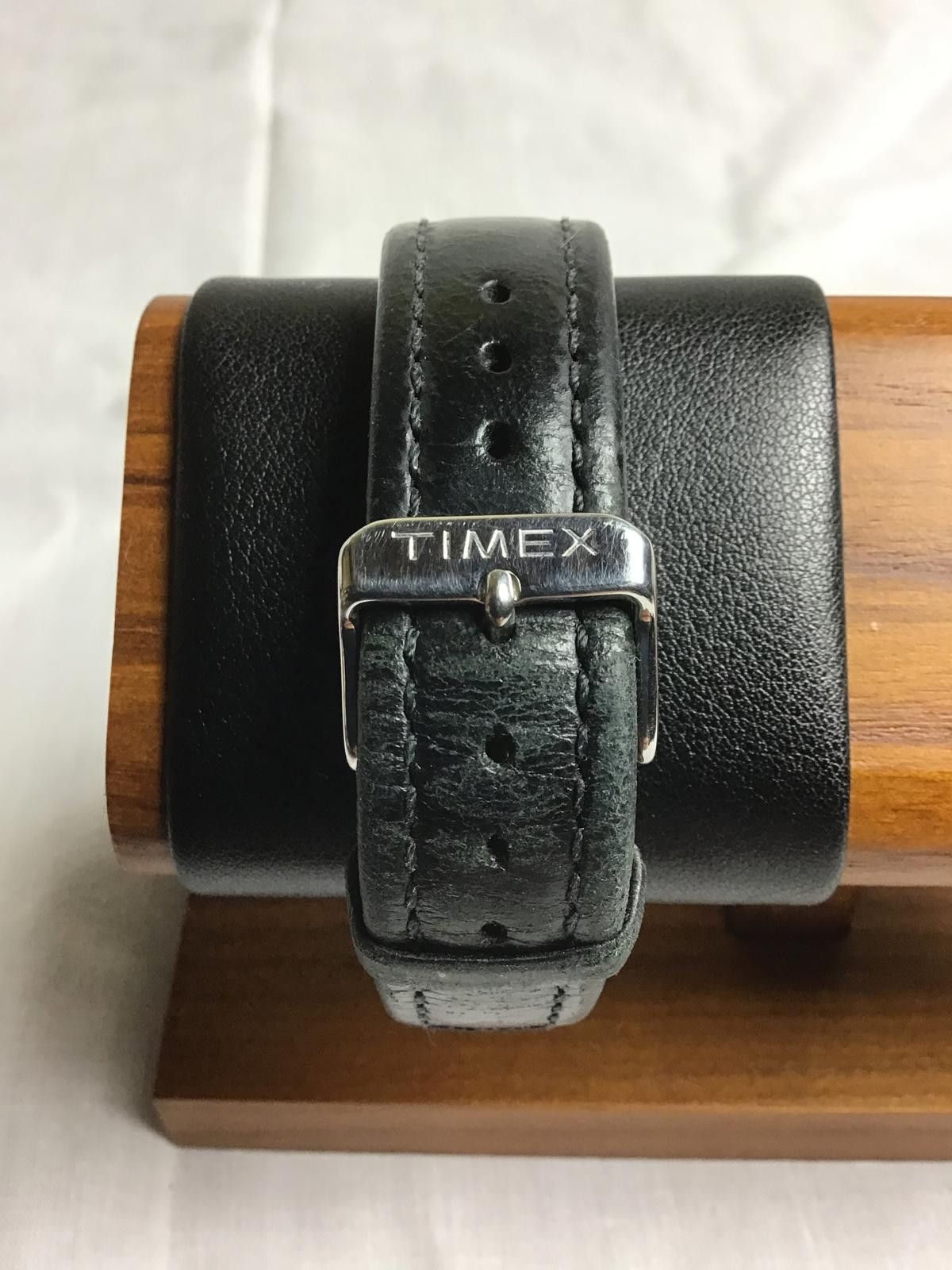 Timex Timex Men's Black Leather Strap Wristwatch with Date Display Size ONE SIZE - 4 Thumbnail