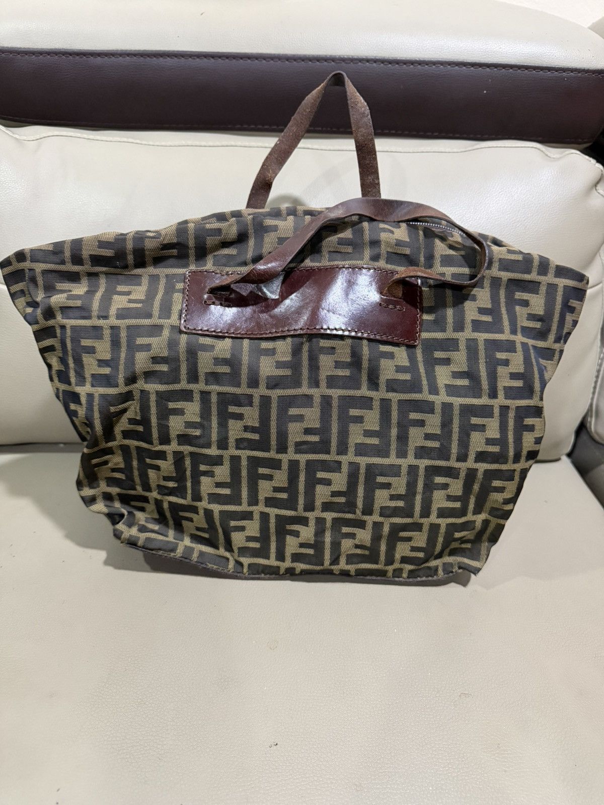 Fendi Authentic Fendi Zucca Monogram Tote Bag Size ONE SIZE - 2 Thumbnail