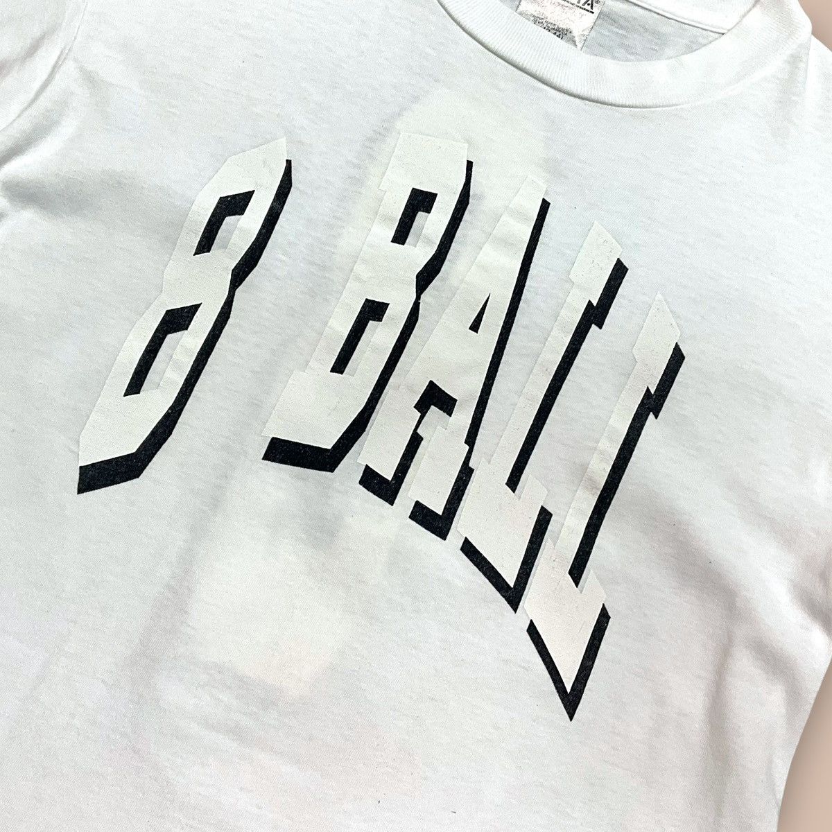 Vintage Vintage 90s 8 Ball Tee Size US L / EU 52-54 / 3 - 5 Thumbnail