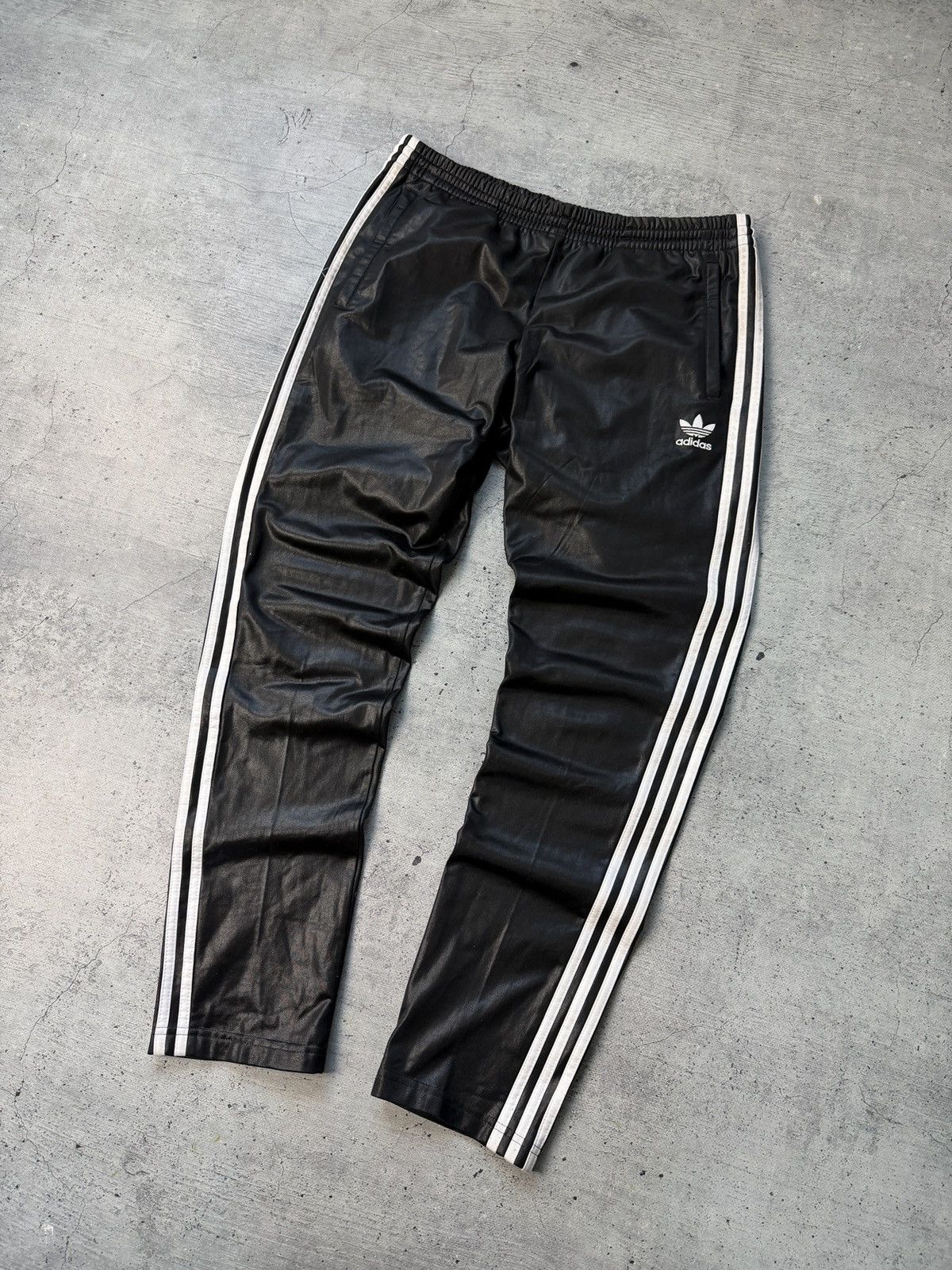 Adidas Vintage Adidas Pants Logo Rare Streetwear Casual Style VTg Size US 34 / EU 50 - 1 Thumbnail