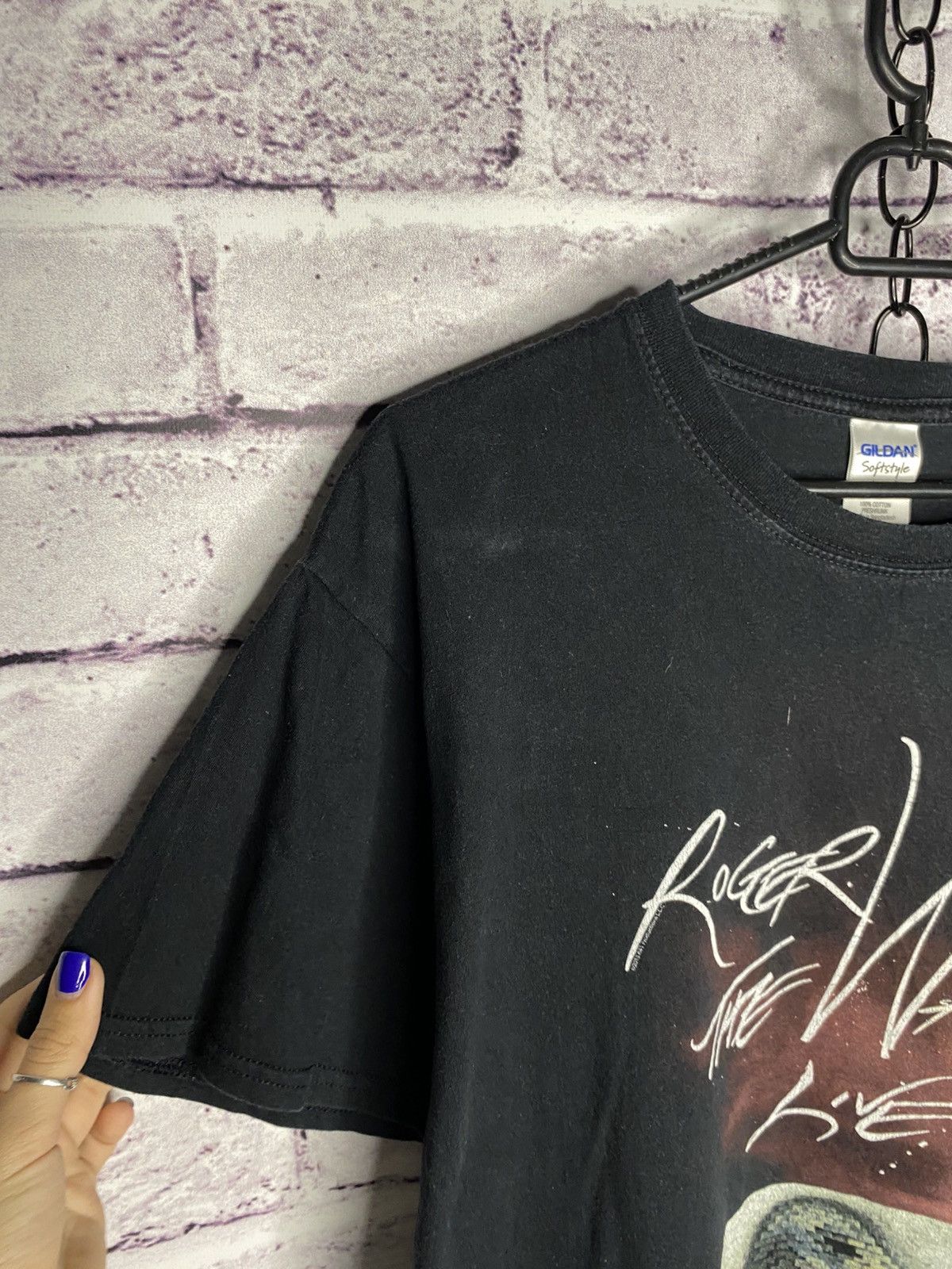 Band Tees Men's Vintage 2013 Opium Roger Waters The Wall Live Tee & Size US L / EU 52-54 / 3 - 3 Thumbnail