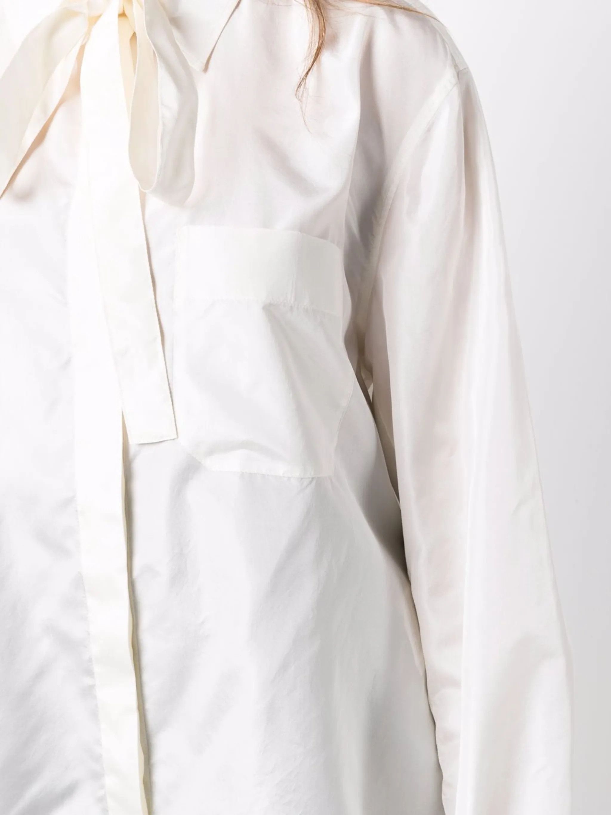 Valentino o1y0326 Solid Color Shirt in White Size L / US 10 / IT 46 - 4 Thumbnail