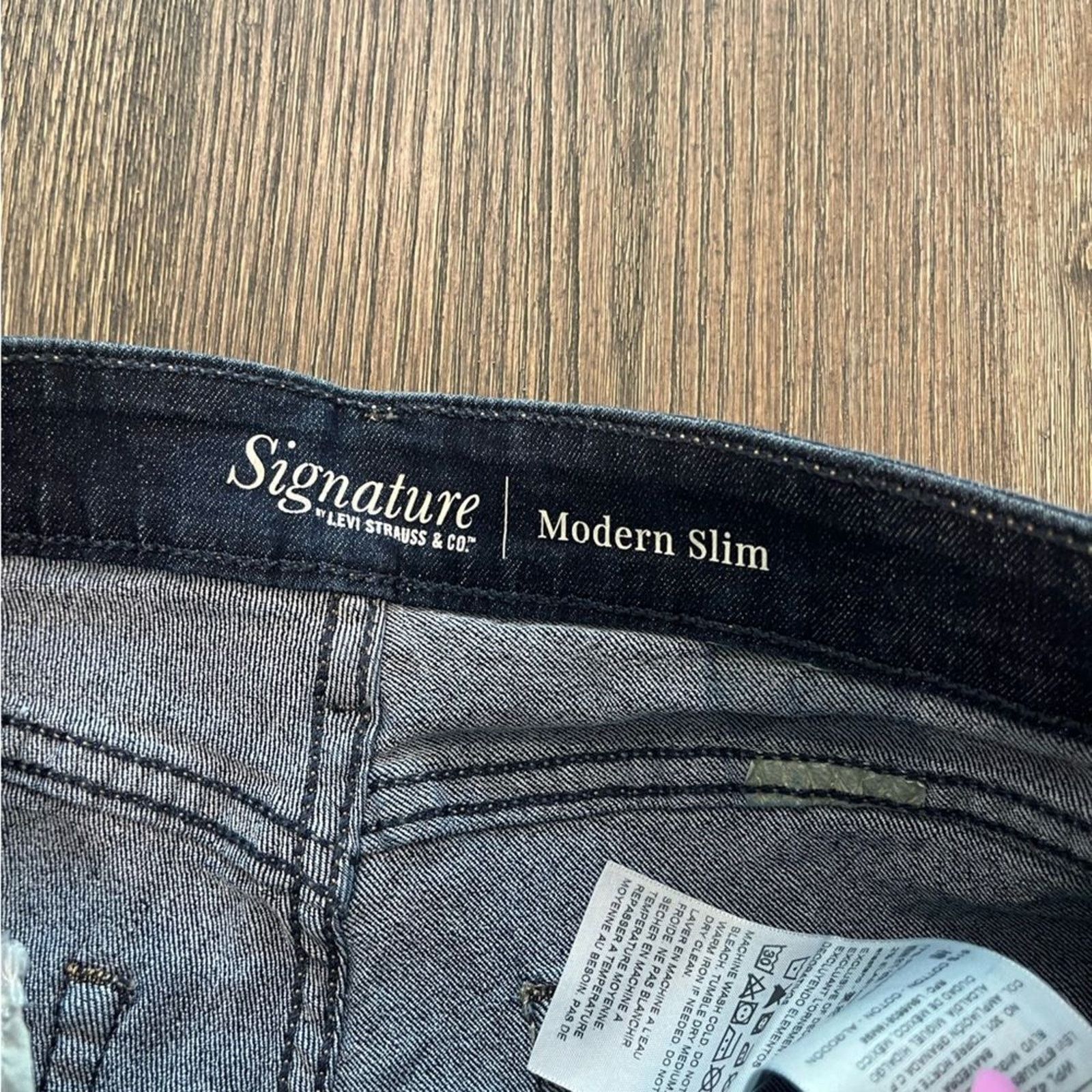 Vintage Levi’s Signature Modern Slim Dark Wash Faded Denim Jeans 27 Size 27" / US 4 / IT 40 - 5 Thumbnail