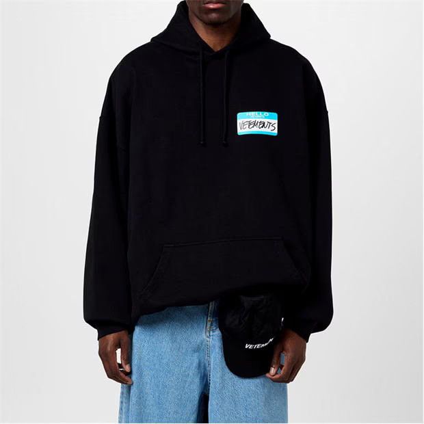 Vetements o1g2r1mq0824 Hoodie in Black Size US S / EU 44-46 / 1 - 4 Thumbnail