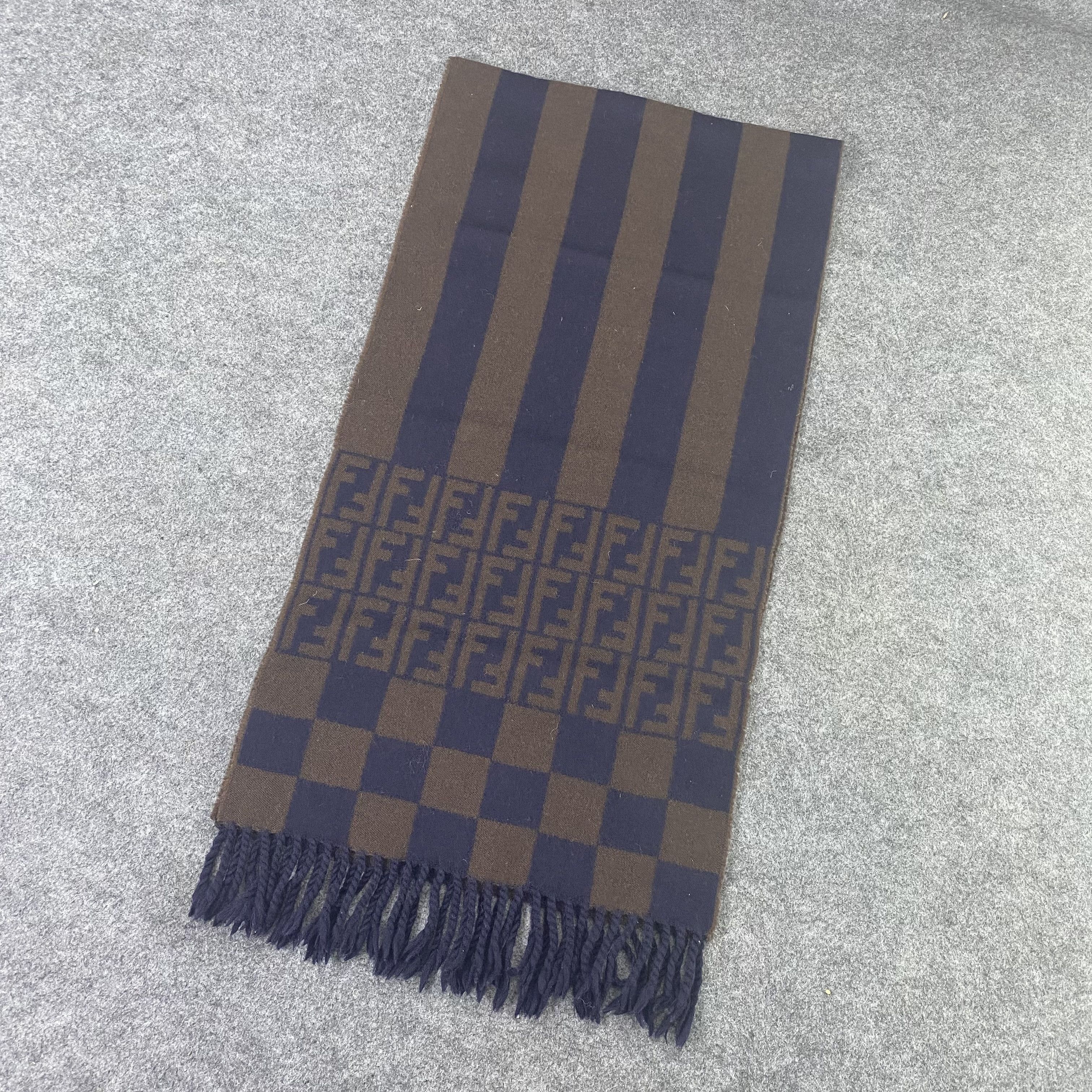 FENDI Scarf/Muffler/Neckwear-T1140
