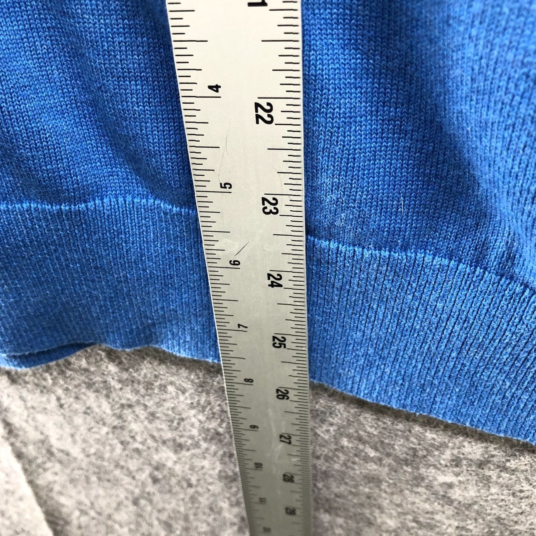Lands' End Lands' End Mens L Supima Cotton Sweater Blue V-Neck Pullover Lightweight Shirt/ Sweater (43-44) Classic Preppy Size US L / EU 52-54 / 3 - 7 Thumbnail