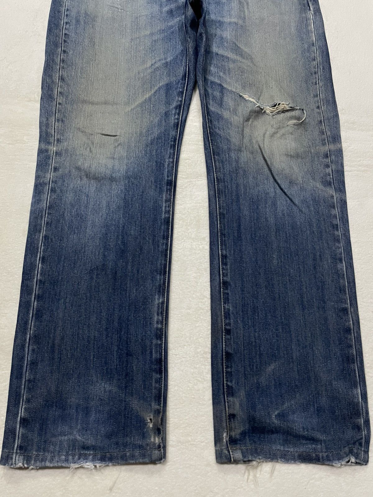 Uniqlo Vintage Uniqlo Diatress Faded Dark Blue Jeans Size US 35 - 3 Thumbnail
