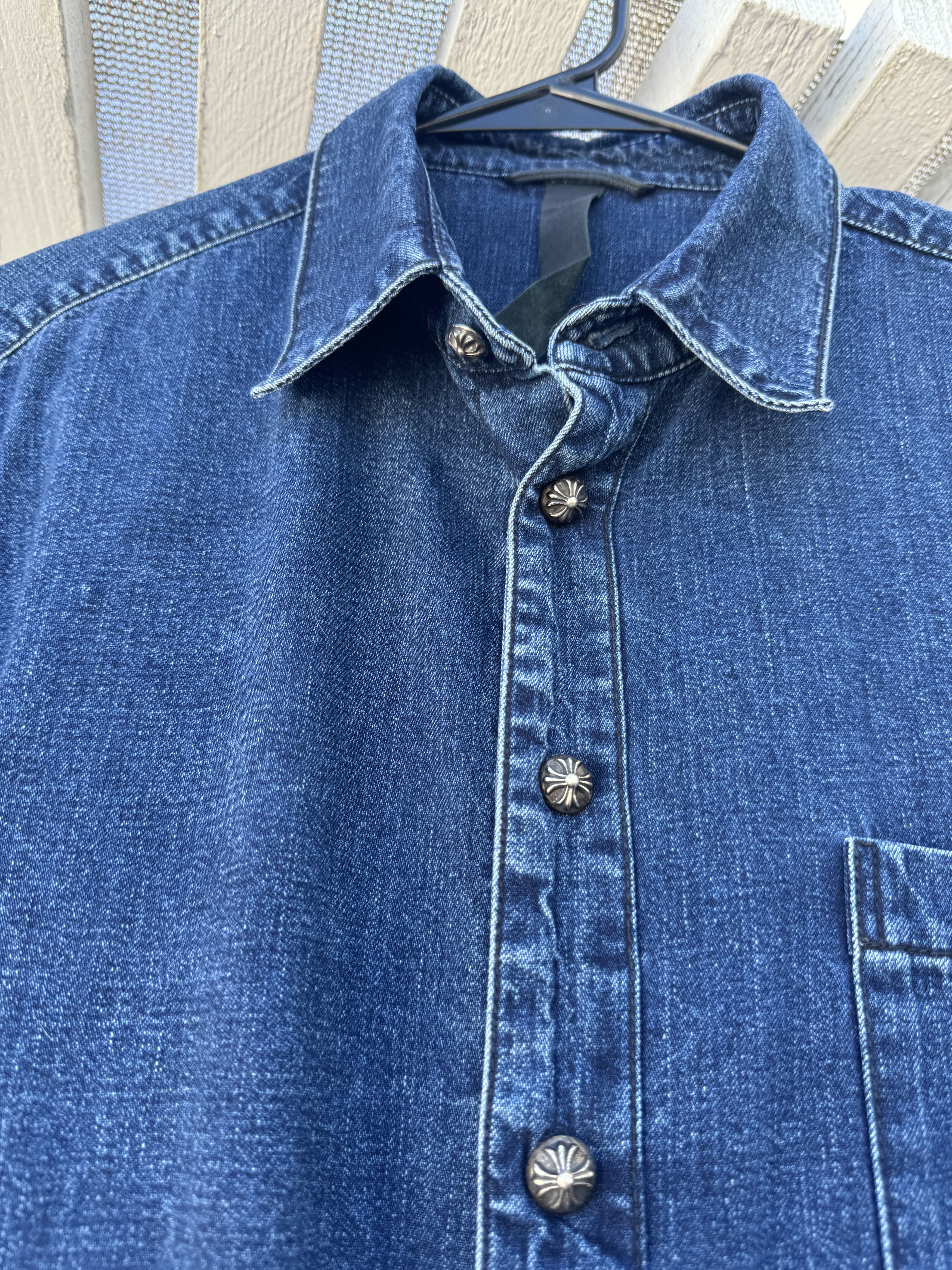 Chrome Hearts Chrome hearts denim button up Size US L / EU 52-54 / 3 - 4 Thumbnail