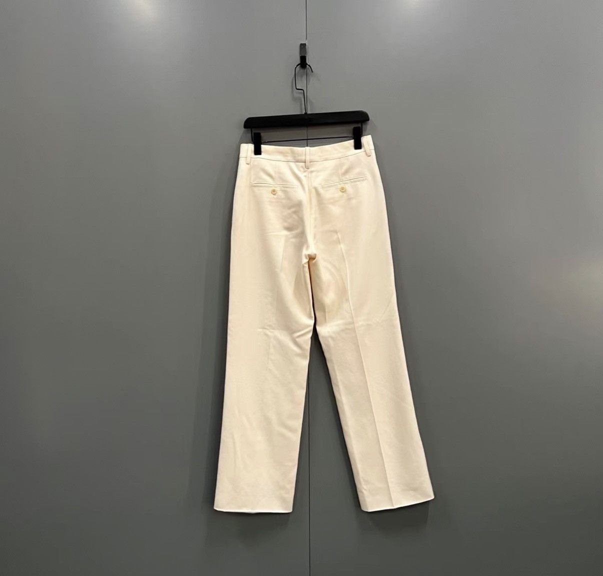 Burberry Burberry Beige Casual Dress Pants J41 Size 25" / US 0 / IT 36 - 2 Thumbnail
