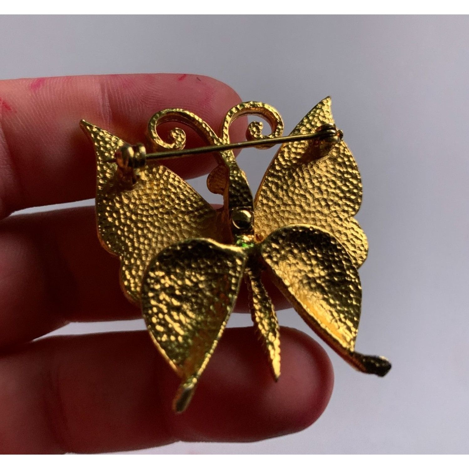 Other Vintage Womens Textured Metal Gold Toned Butterfly Pin Size ONE SIZE - 7 Thumbnail