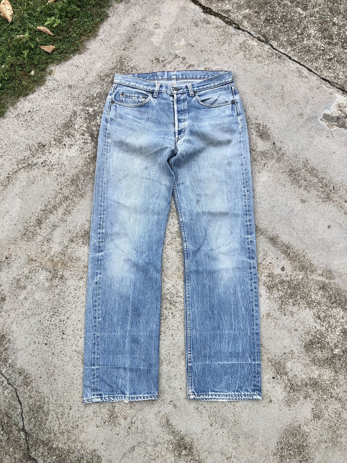 Levi's VINTAGE 80s AGING FADED LEVIS 501 Size US 32 / EU 48 - 1 Thumbnail